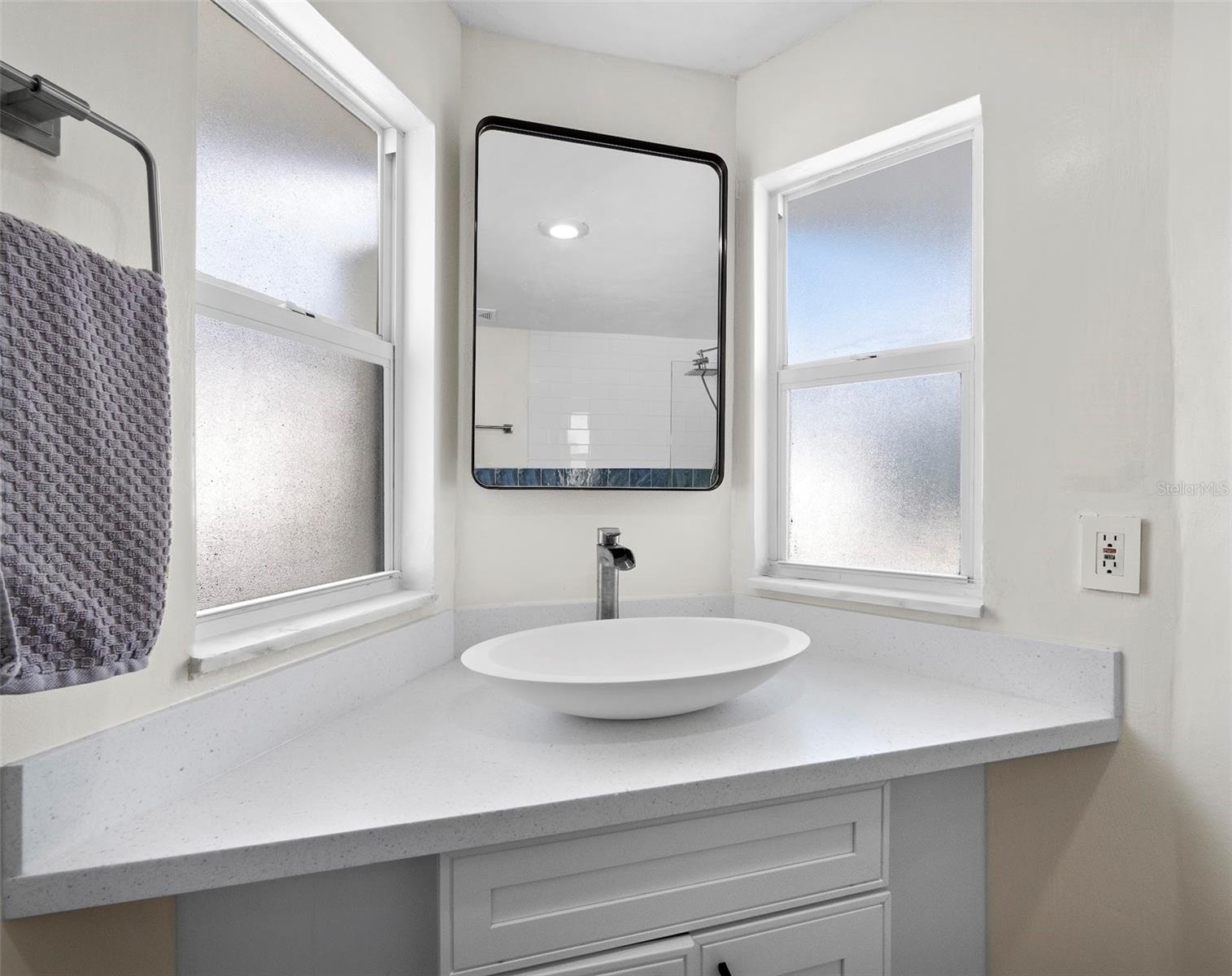 726 JUNGLE QUEEN WAY, LONGBOAT KEY, FL, 34228