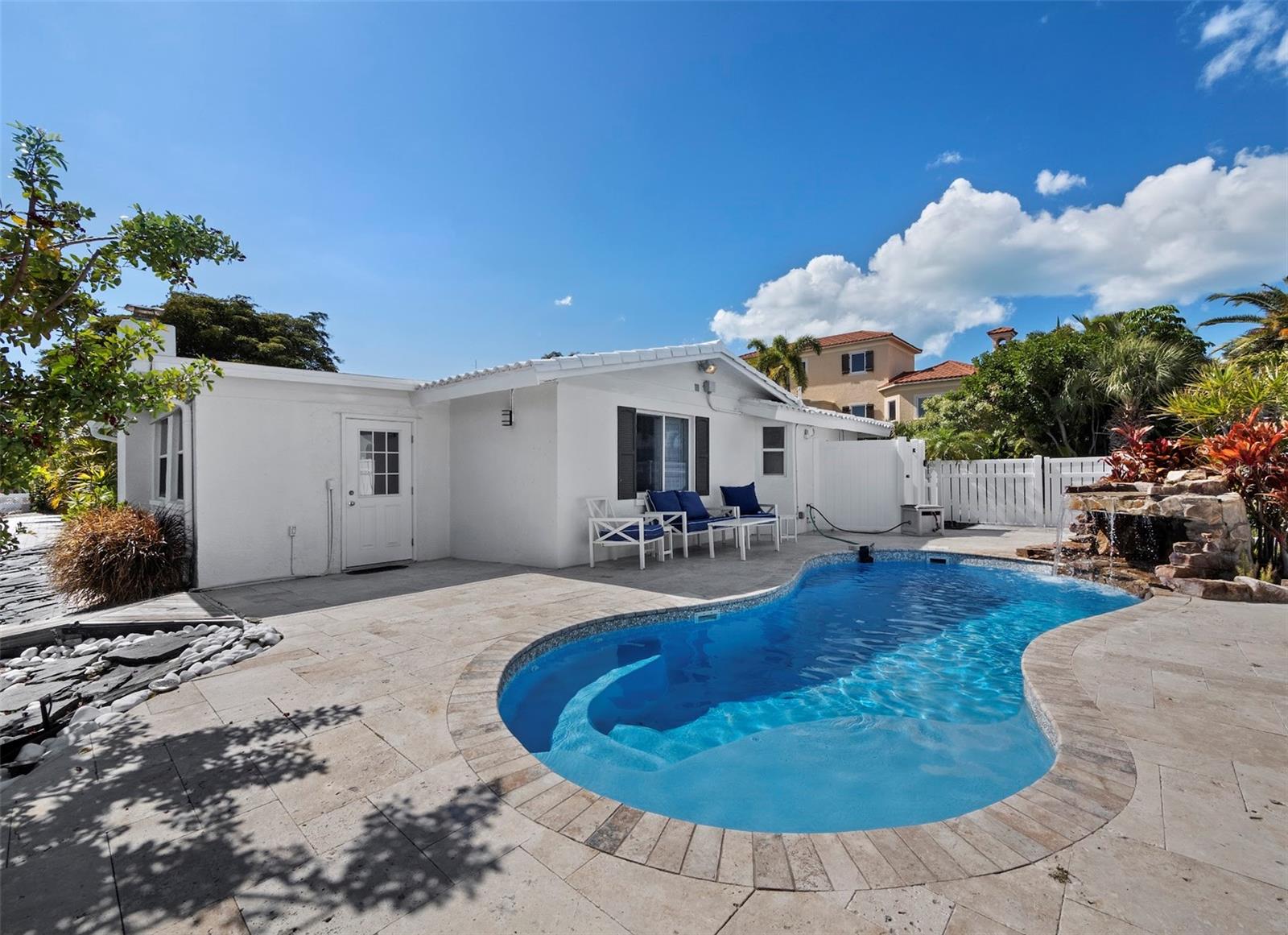 726 JUNGLE QUEEN WAY, LONGBOAT KEY, FL, 34228