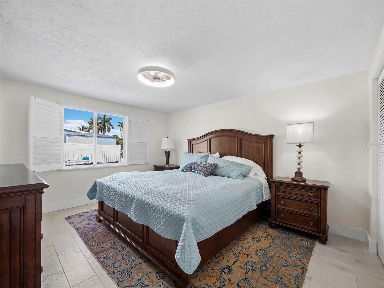 726 JUNGLE QUEEN WAY, LONGBOAT KEY, FL, 34228