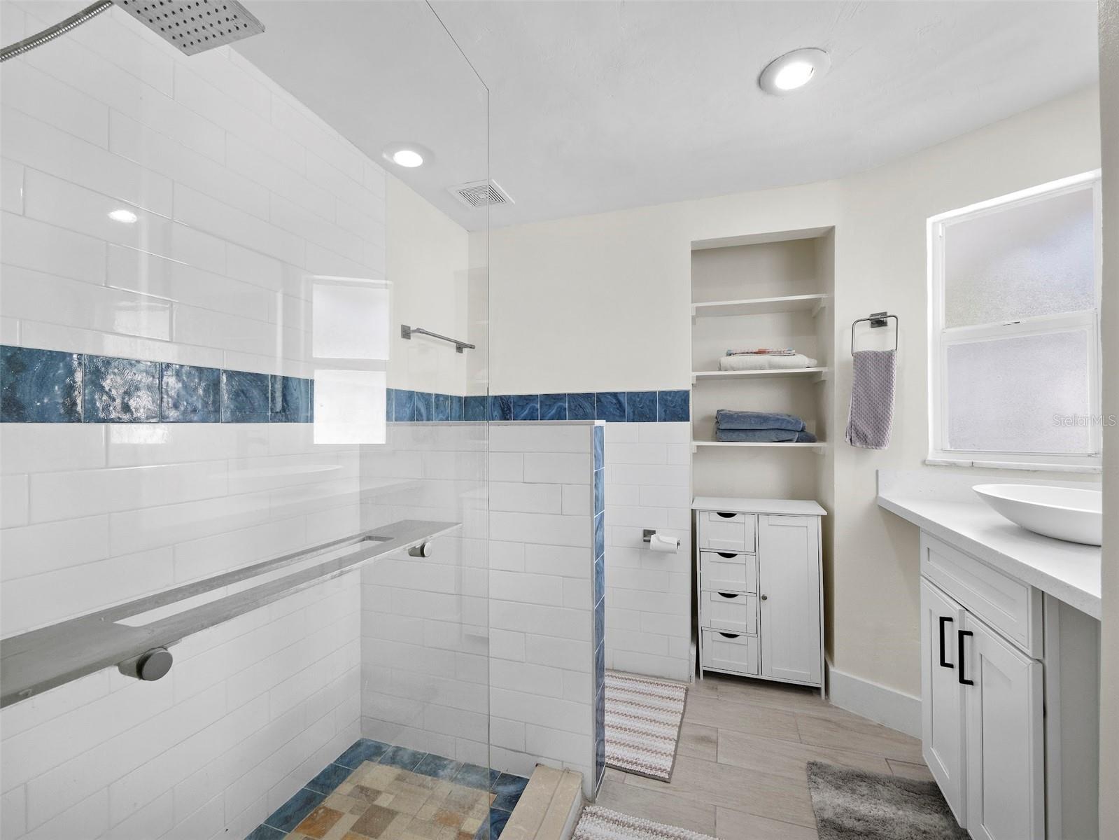 726 JUNGLE QUEEN WAY, LONGBOAT KEY, FL, 34228