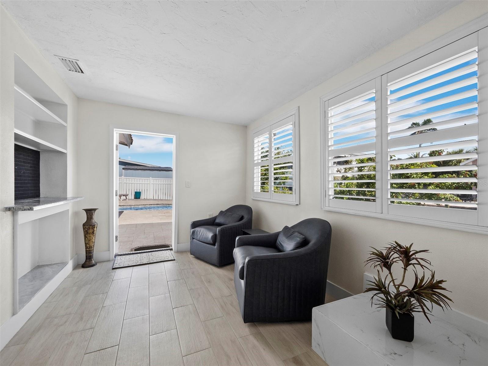 726 JUNGLE QUEEN WAY, LONGBOAT KEY, FL, 34228