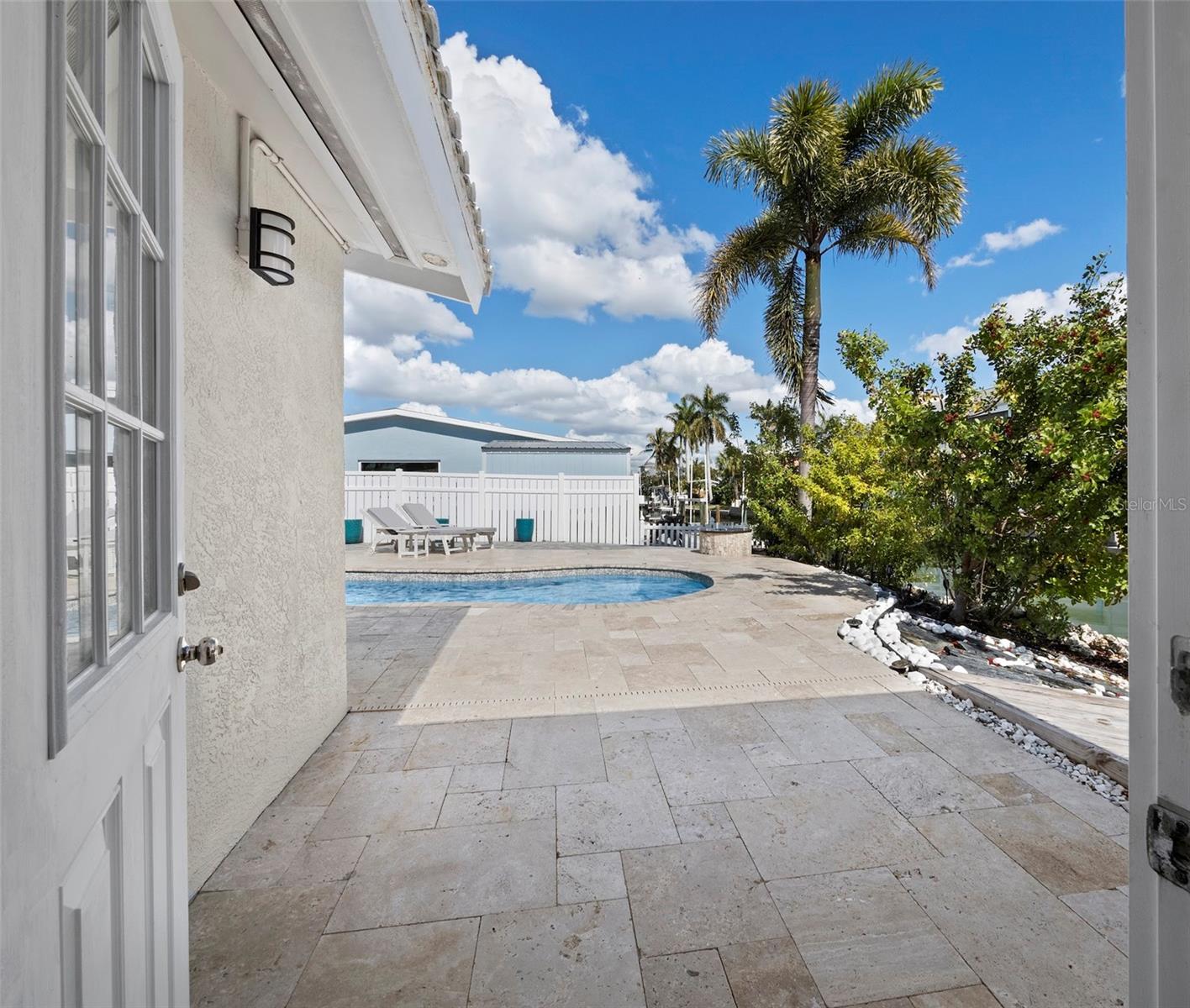 726 JUNGLE QUEEN WAY, LONGBOAT KEY, FL, 34228