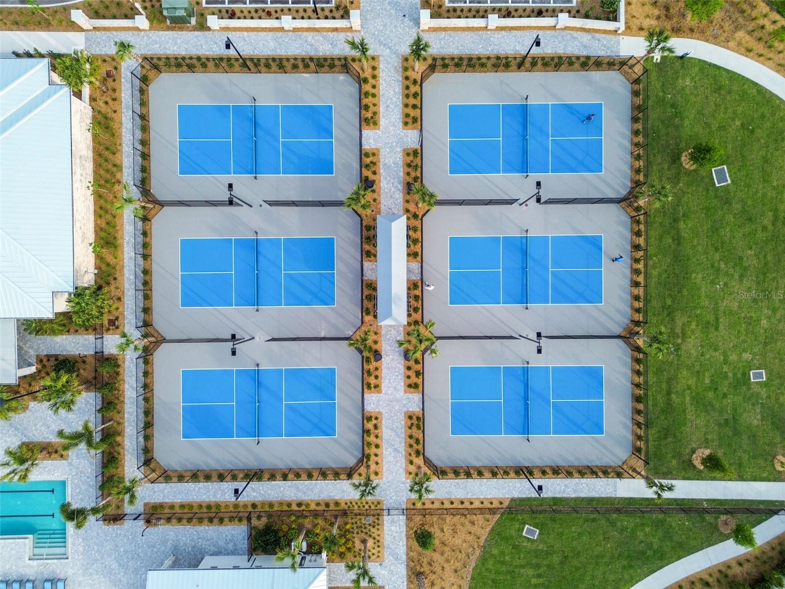 11032 CRESCENT DEER DR, LAND O LAKES, FL, 34638