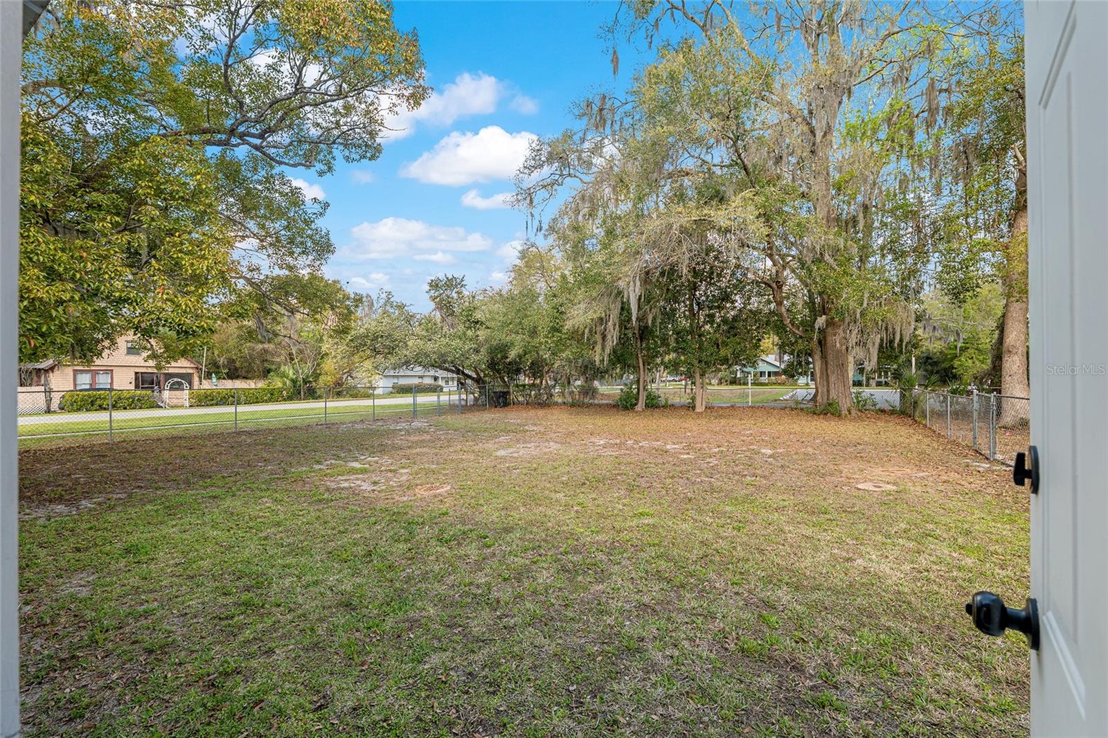 105 NE 1ST AVE AVE NE, WILLISTON, FL, 32696