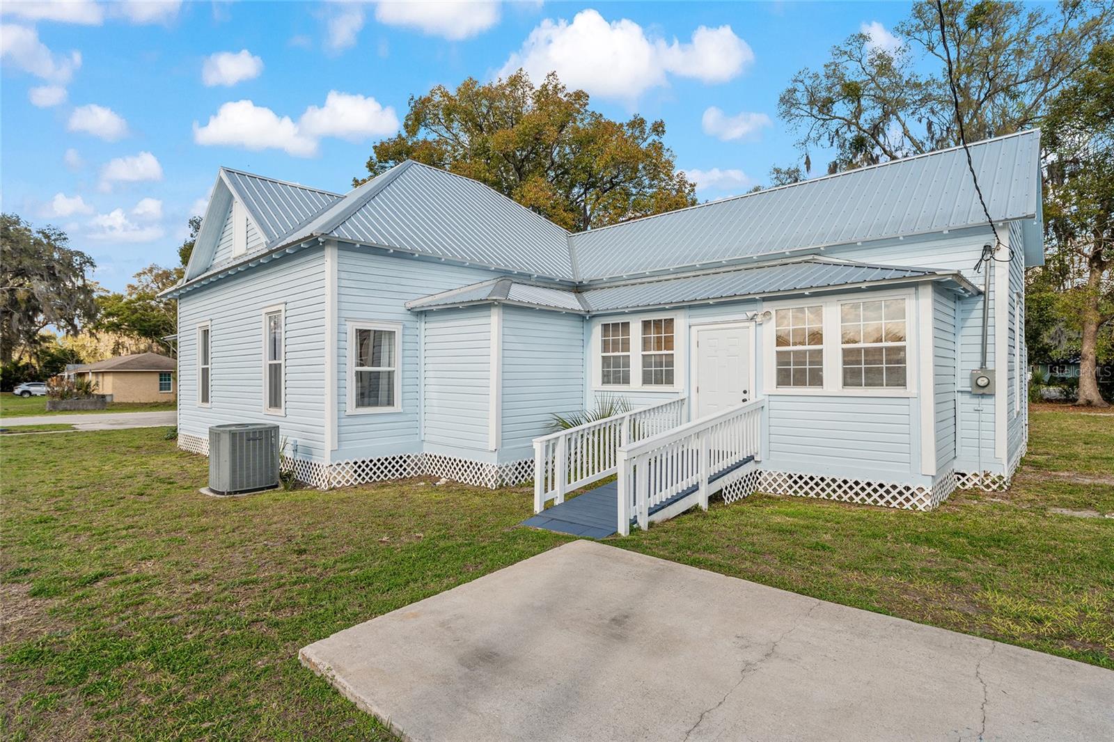 105 NE 1ST AVE AVE NE, WILLISTON, FL, 32696