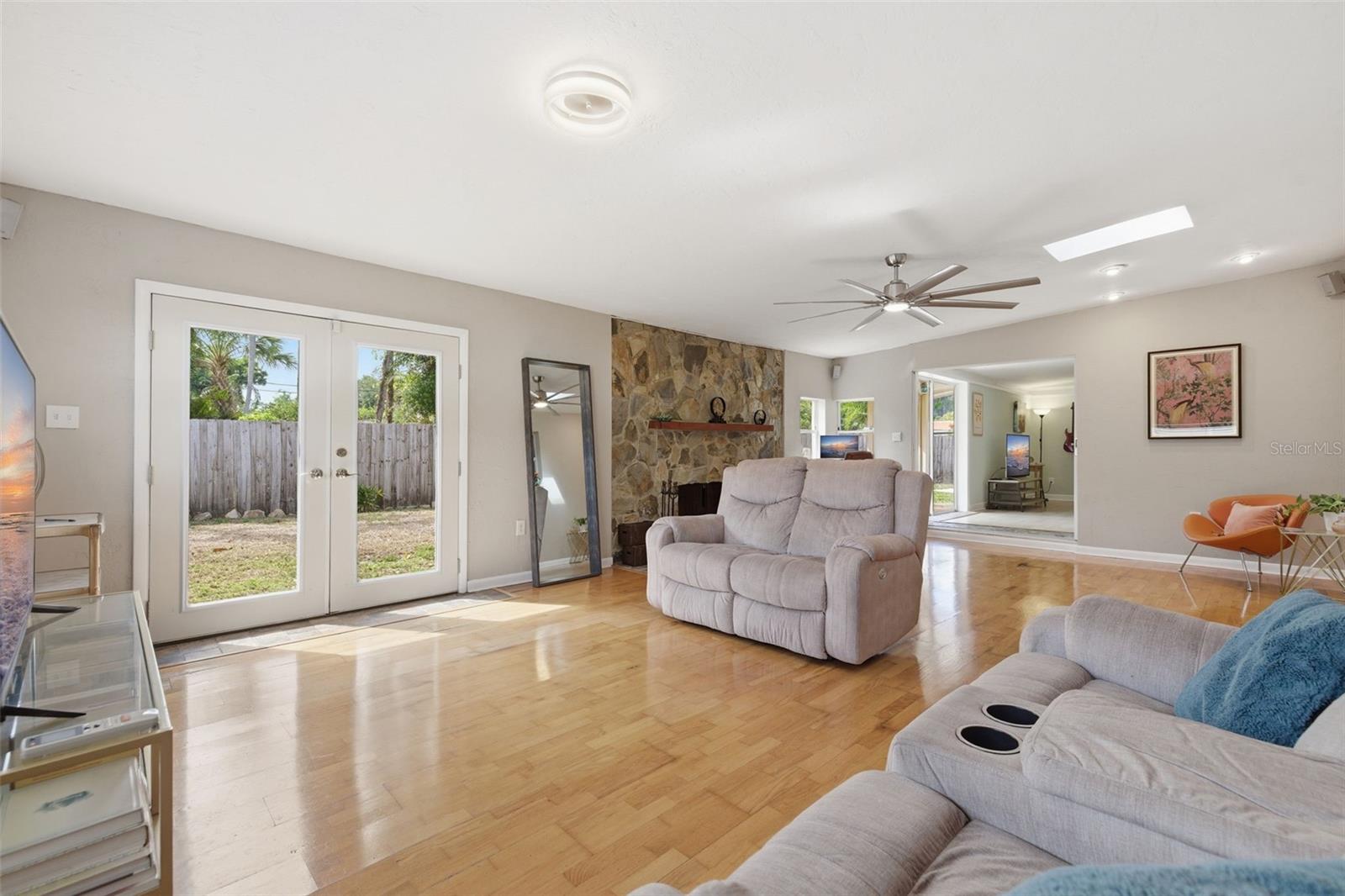 4415 7TH ST S, ST PETERSBURG, FL, 33705