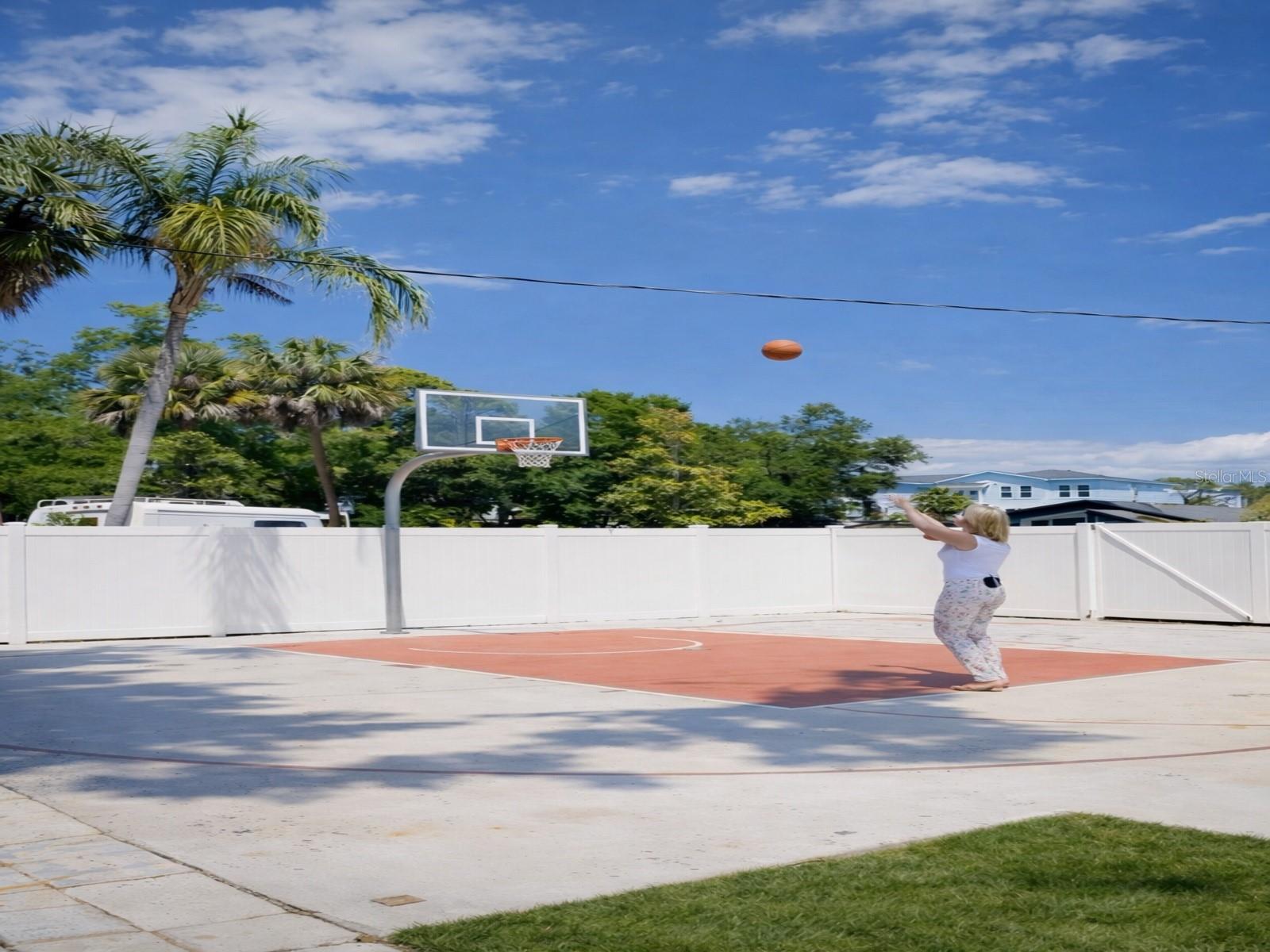 4415 7TH ST S, ST PETERSBURG, FL, 33705