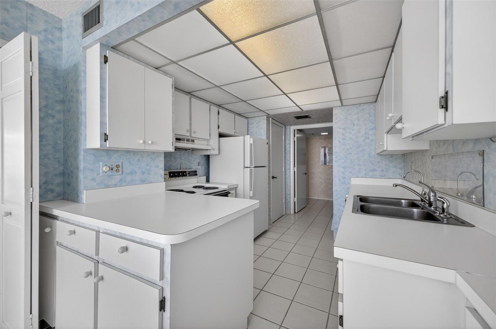 1111 N GULFSTREAM AVE #16D, SARASOTA, FL, 34236