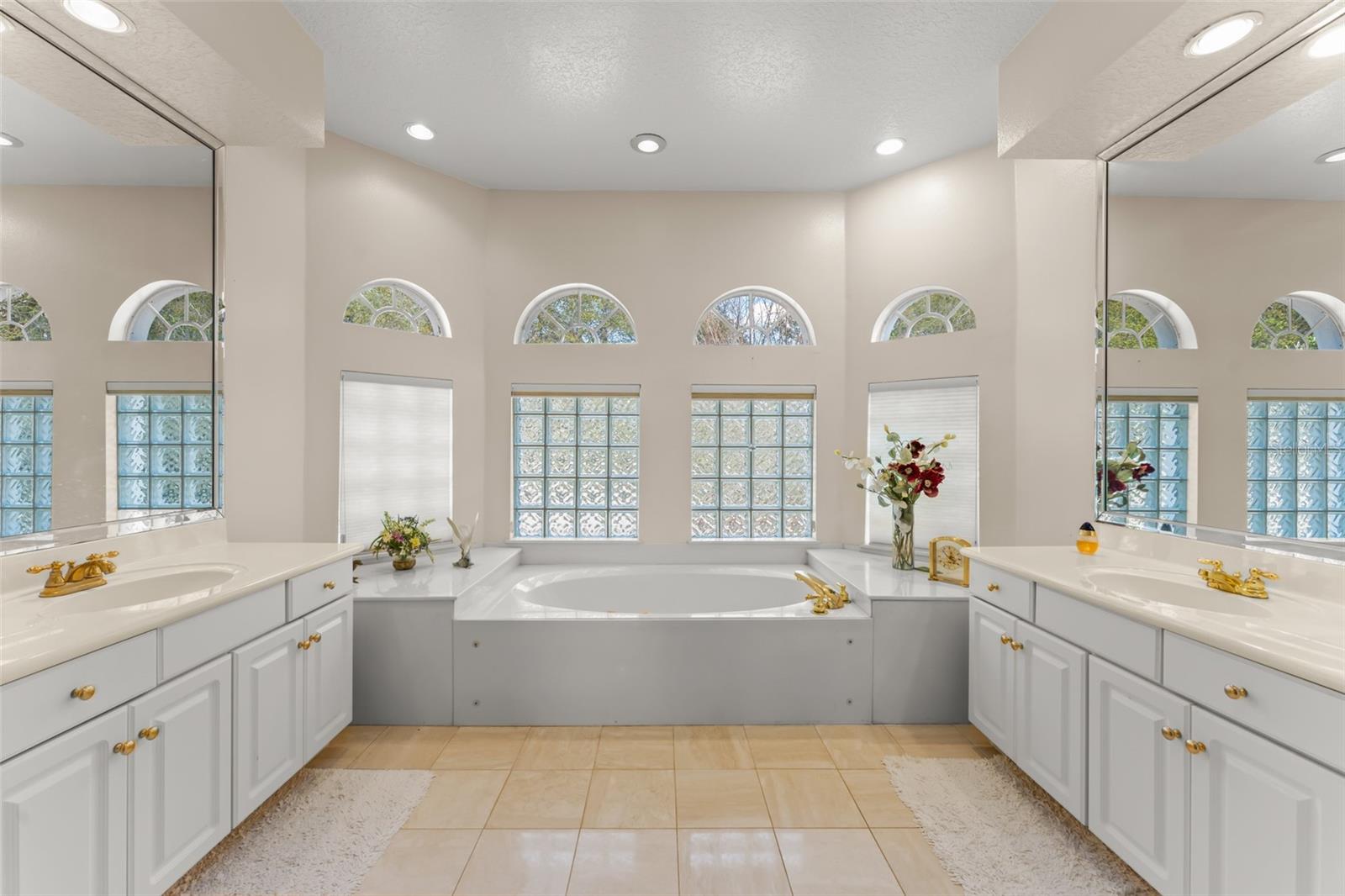 3138 SEIGNEURY DR, WINDERMERE, FL, 34786