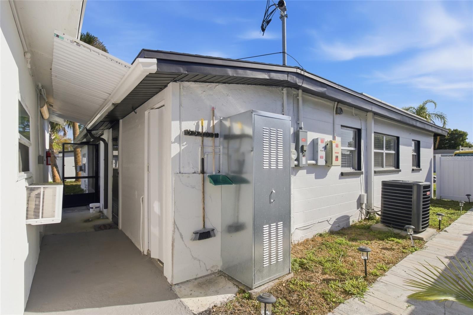 4930 ELDORADO DR, TAMPA, FL, 33615