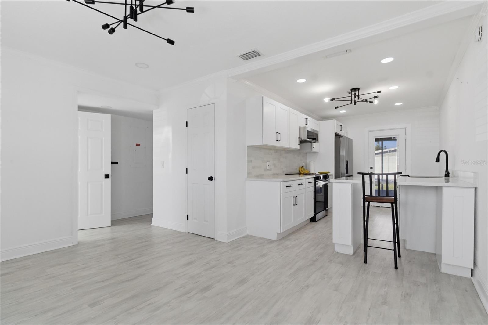 4930 ELDORADO DR, TAMPA, FL, 33615