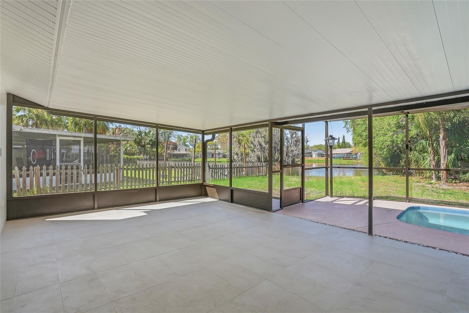 16133 SANDCREST WAY, TAMPA, FL, 33618