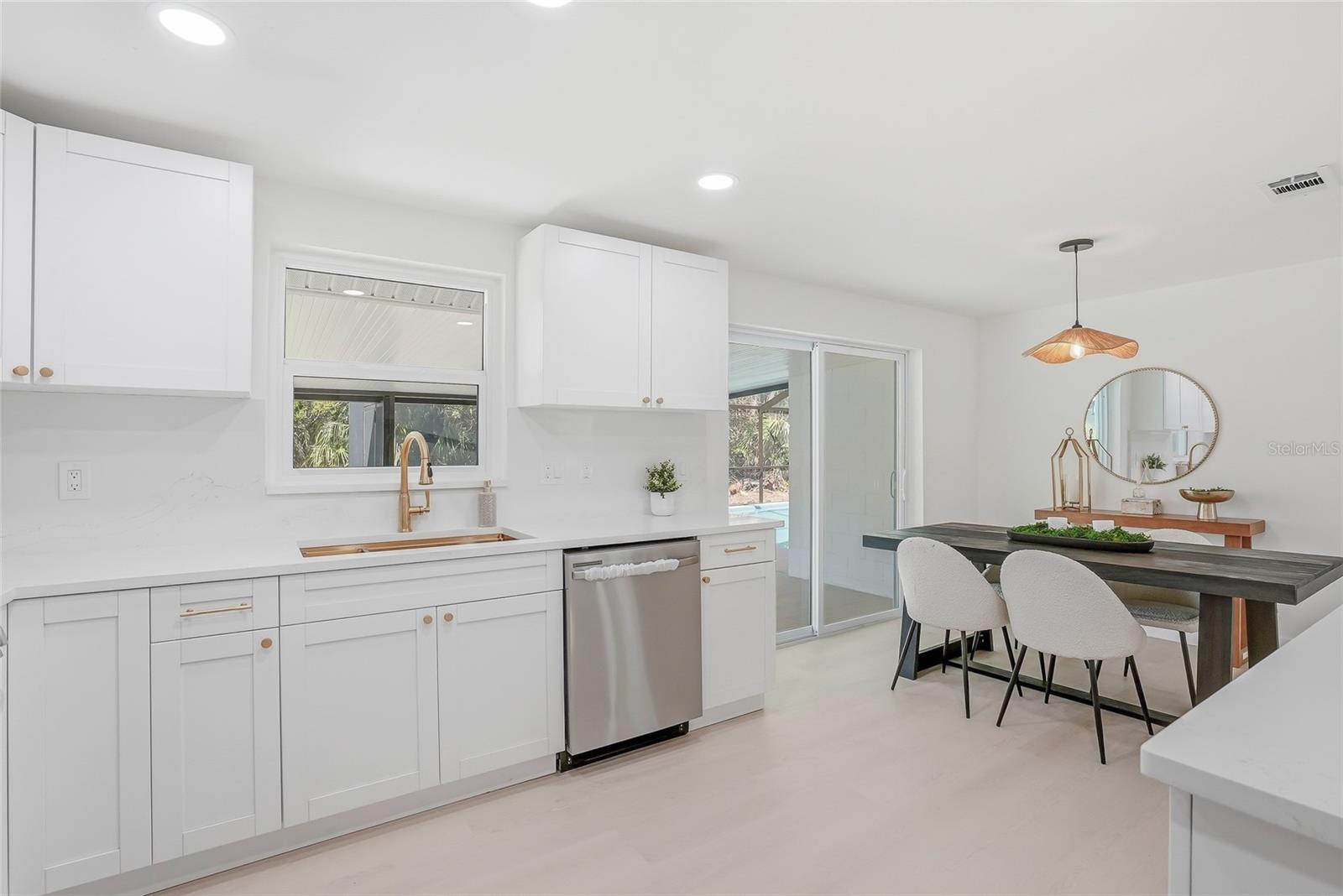 16133 SANDCREST WAY, TAMPA, FL, 33618