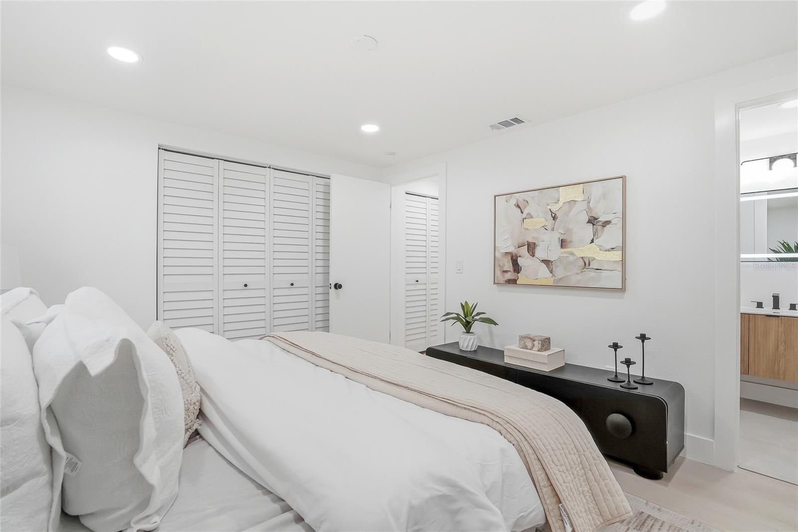 16133 SANDCREST WAY, TAMPA, FL, 33618