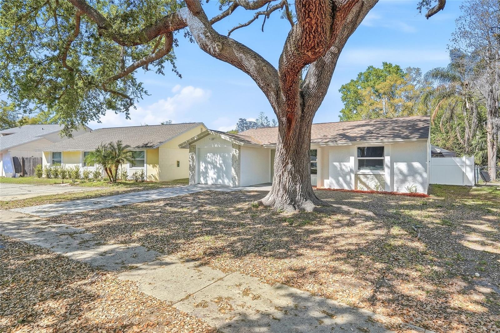 16133 SANDCREST WAY, TAMPA, FL, 33618