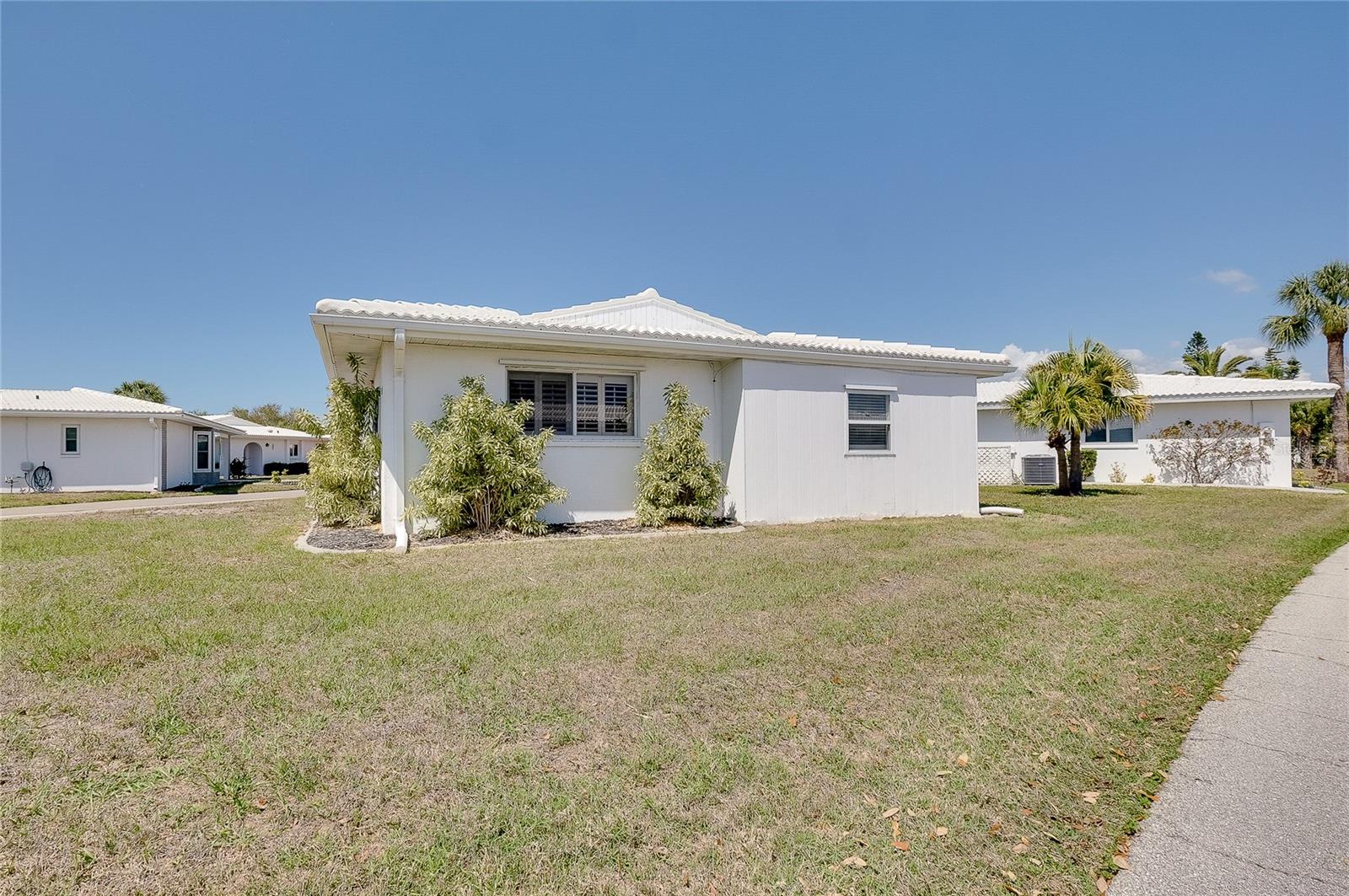 397 CIRCLEWOOD DR #Z1, VENICE, FL, 34293