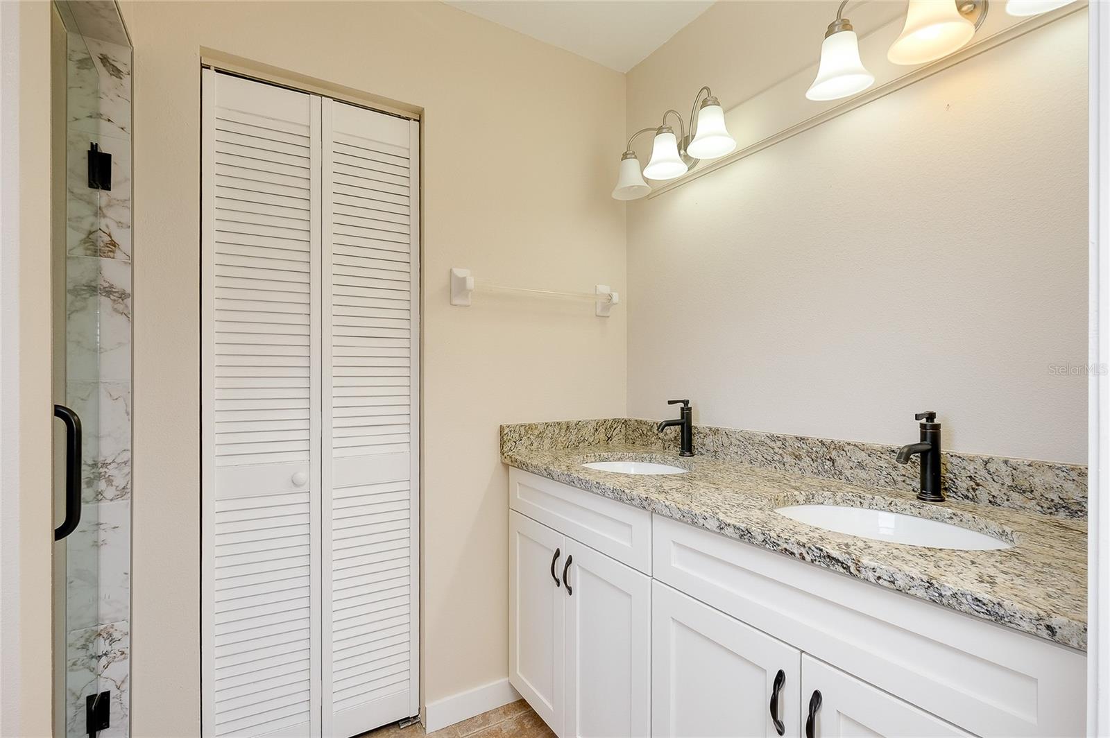 397 CIRCLEWOOD DR #Z1, VENICE, FL, 34293