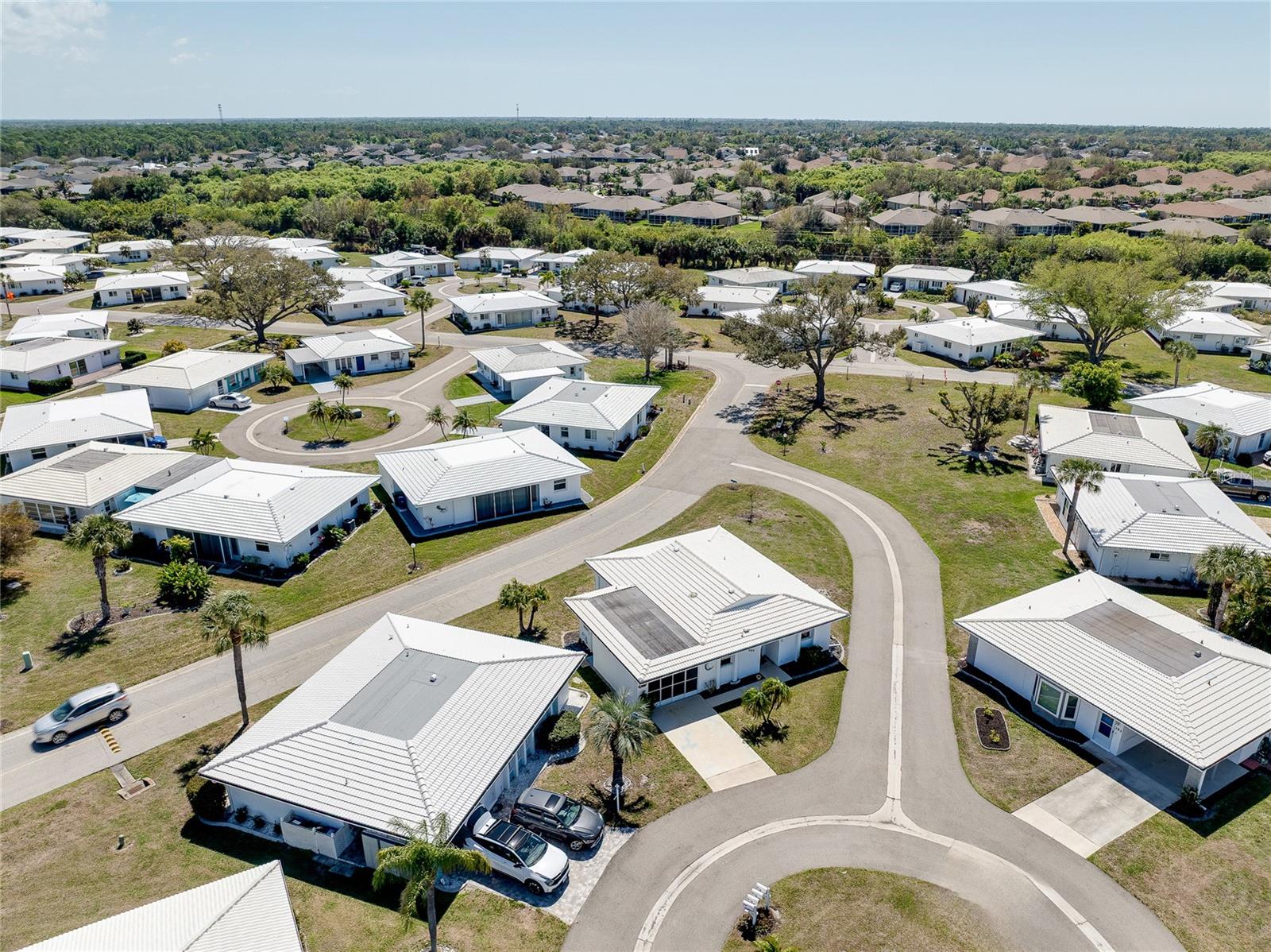 397 CIRCLEWOOD DR #Z1, VENICE, FL, 34293
