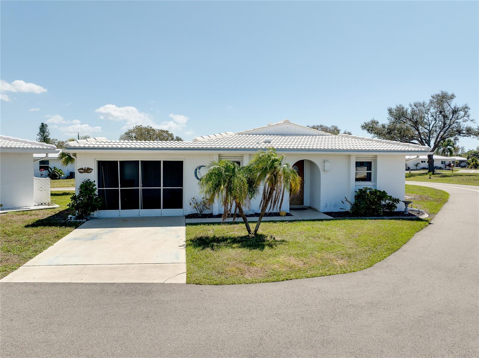 397 CIRCLEWOOD DR #Z1, VENICE, FL, 34293