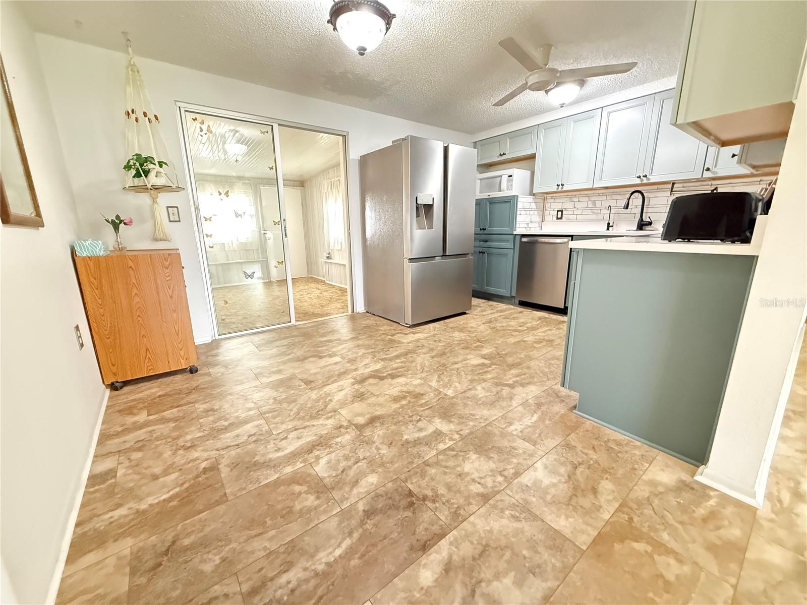 39423 9TH AVE, ZEPHYRHILLS, FL, 33542