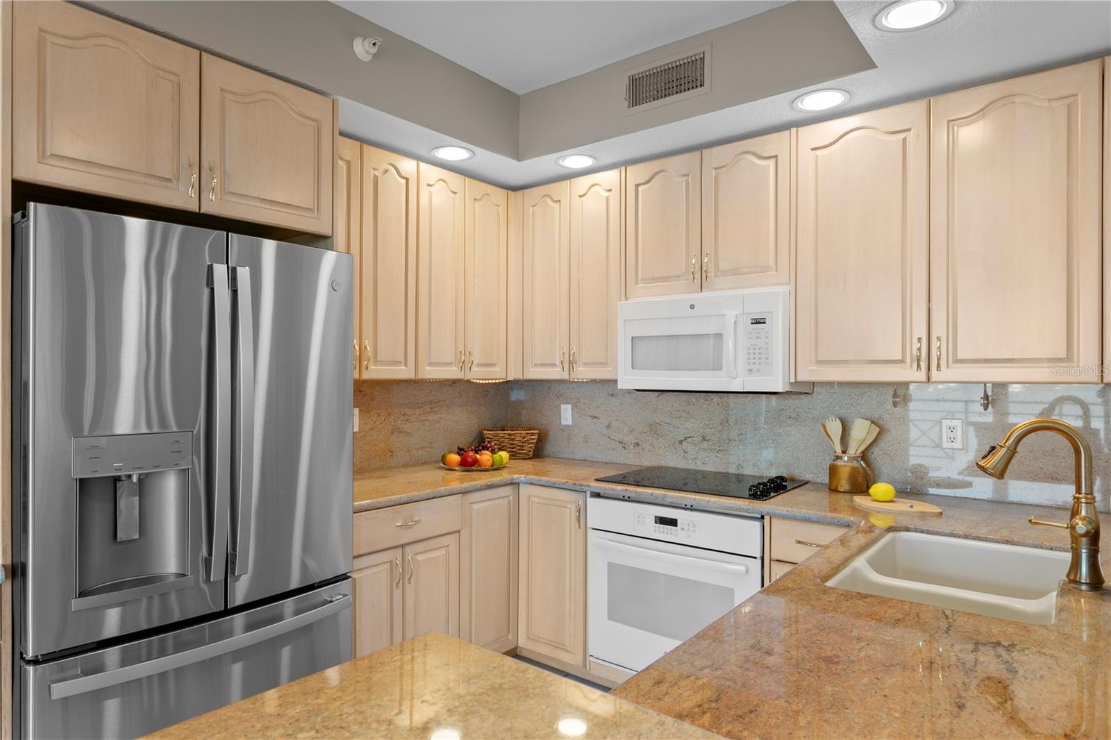 4717 DOLPHIN CAY LN S #507, ST PETERSBURG, FL, 33711