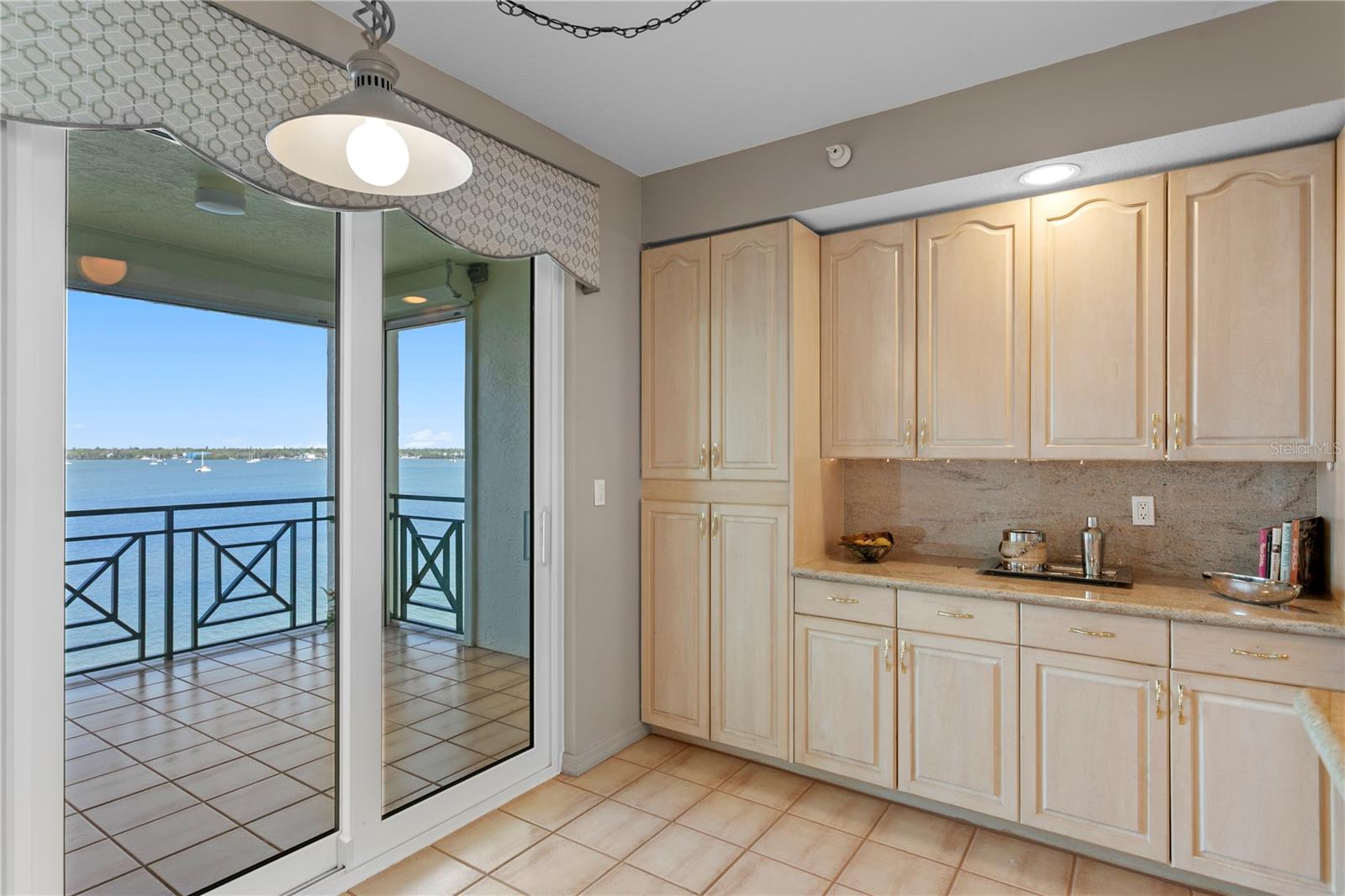 4717 DOLPHIN CAY LN S #507, ST PETERSBURG, FL, 33711