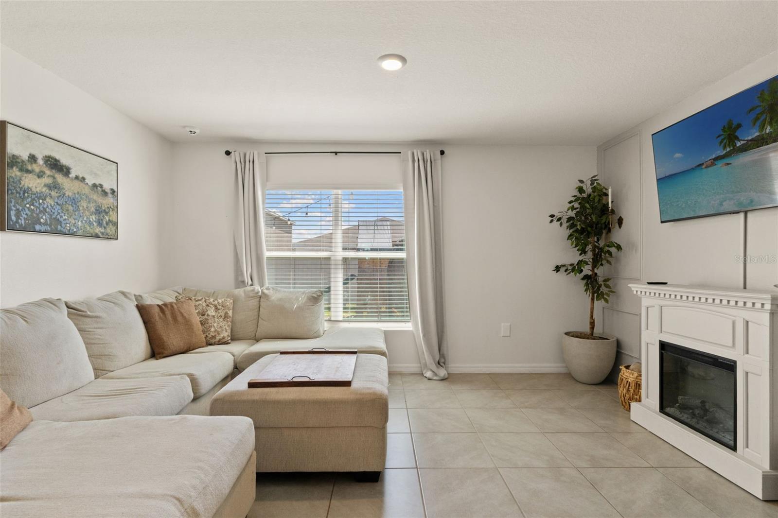 4663 SIGCOM PL, WILDWOOD, FL, 34785