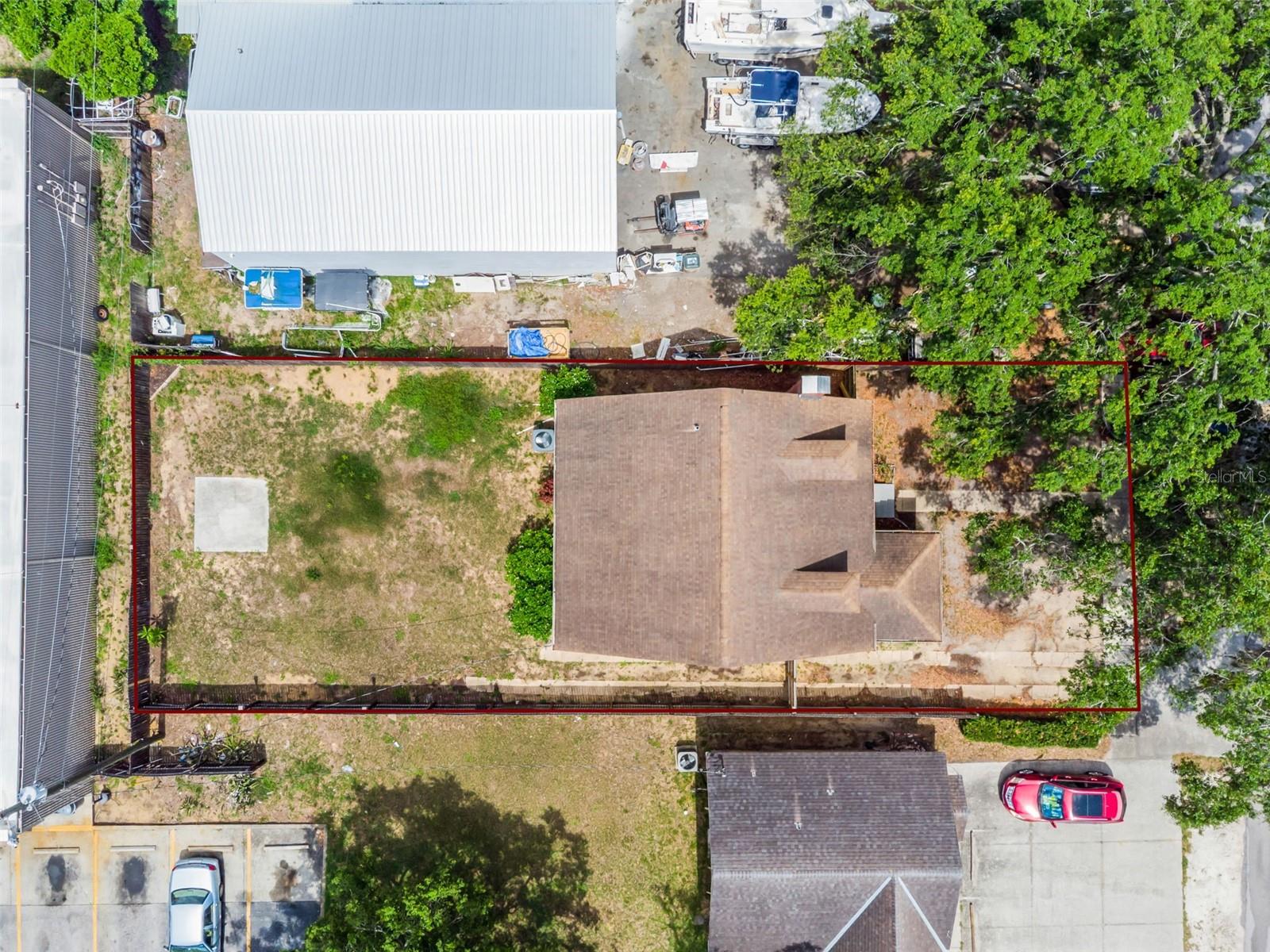 25 E PINECREST AVE, EUSTIS, FL, 32726