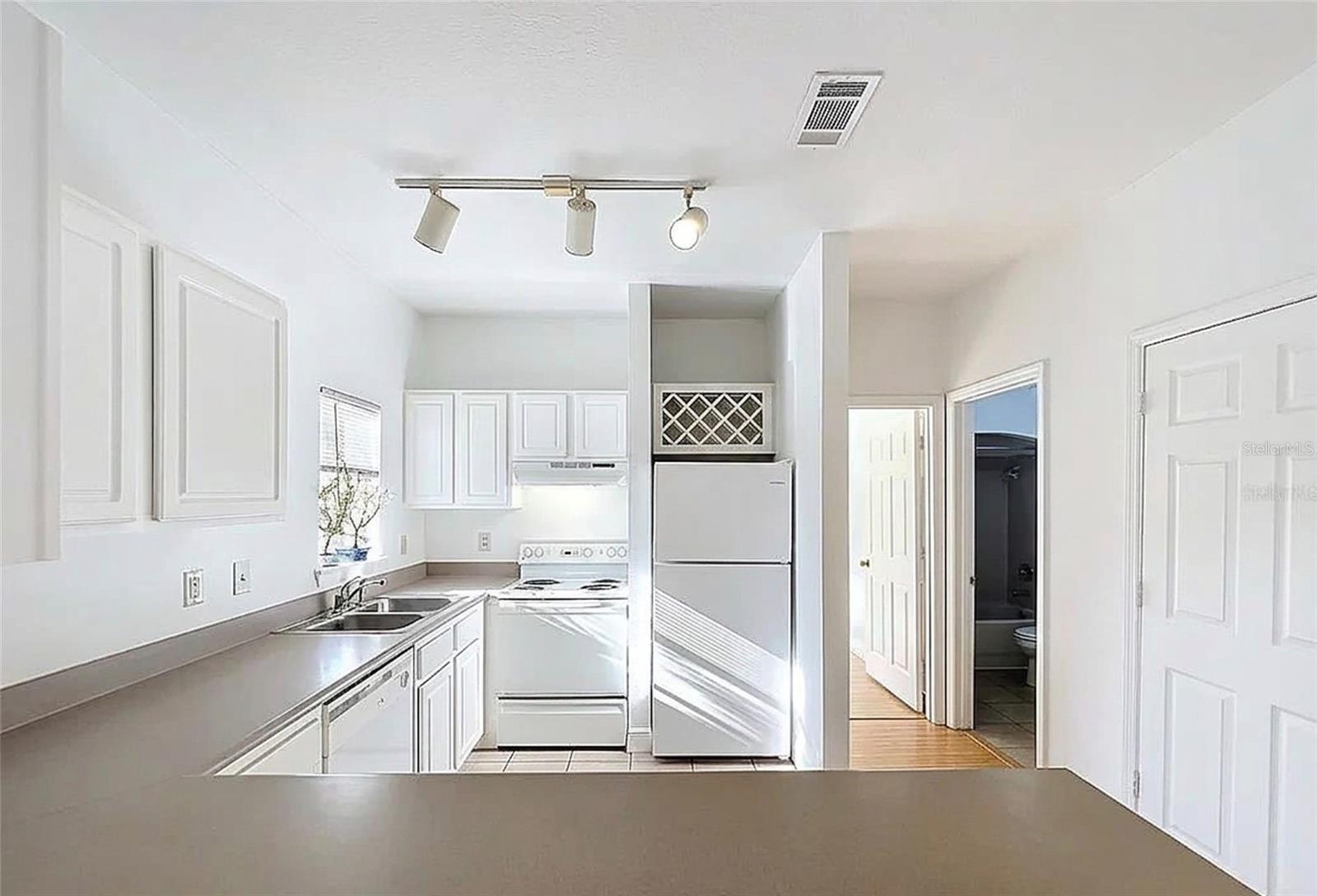 174 VILLA DI ESTE TER #200, LAKE MARY, FL, 32746
