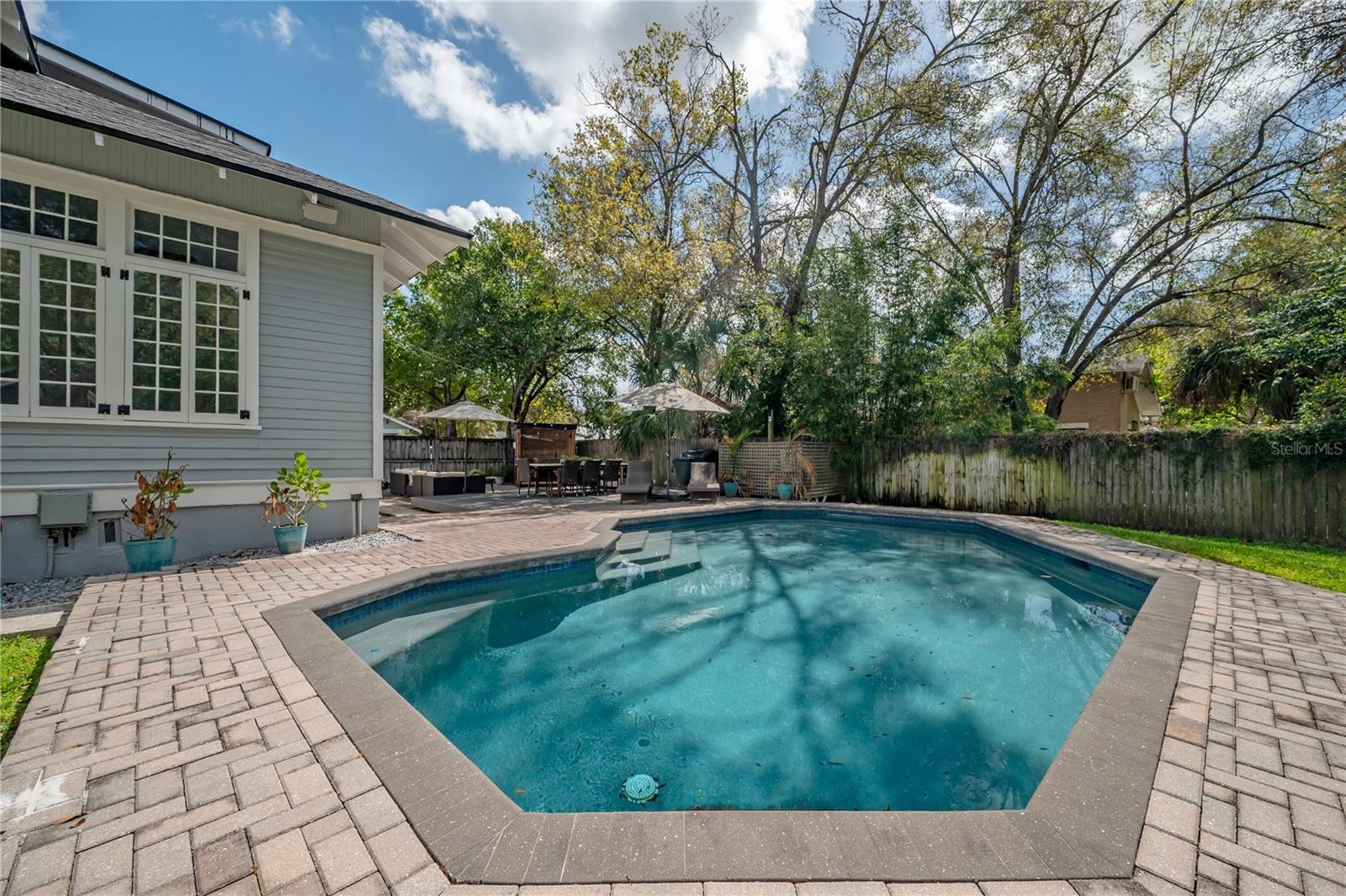 5608 N SEMINOLE AVE, TAMPA, FL, 33604