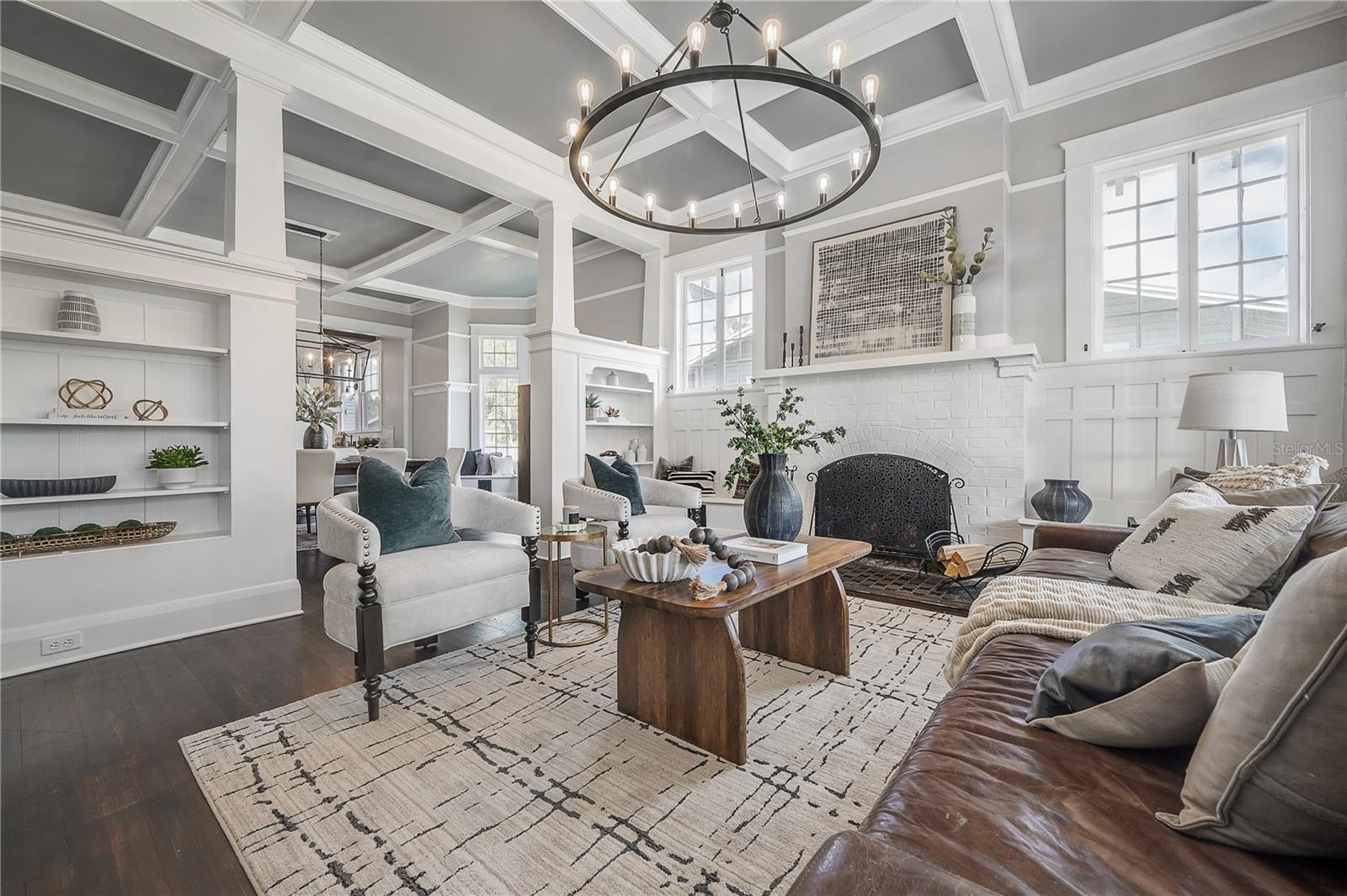 5608 N SEMINOLE AVE, TAMPA, FL, 33604