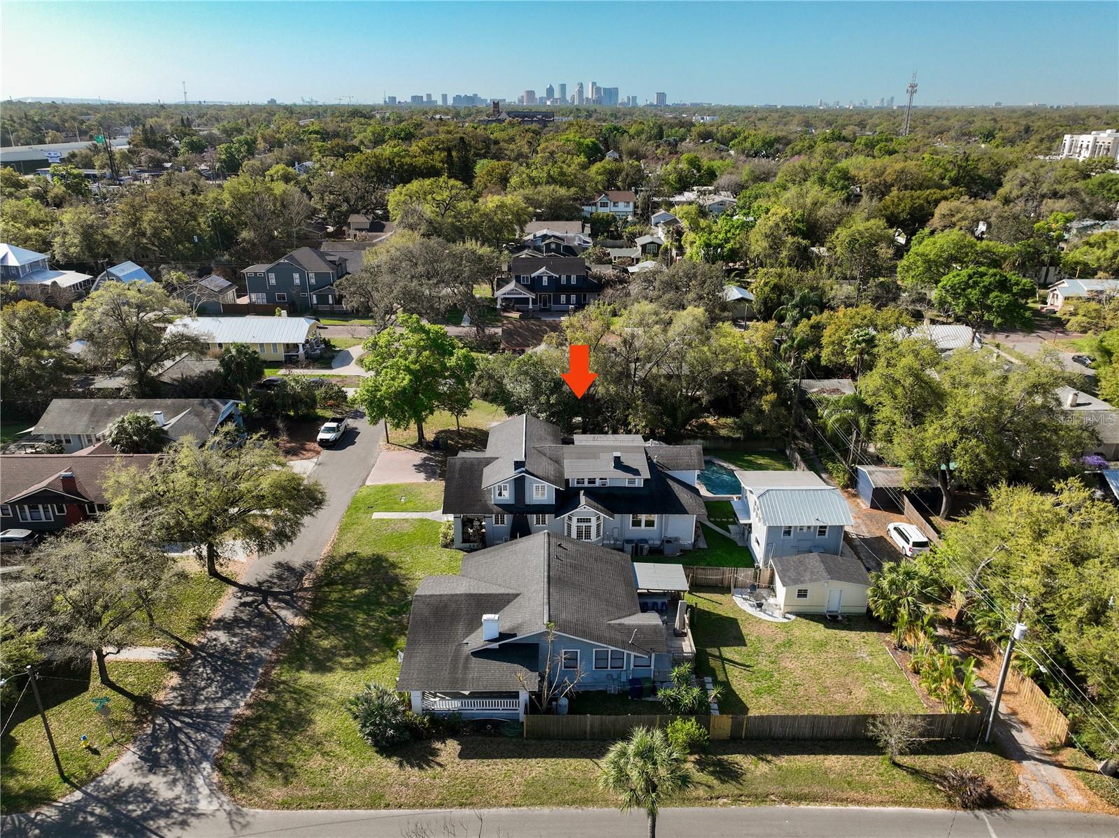 5608 N SEMINOLE AVE, TAMPA, FL, 33604