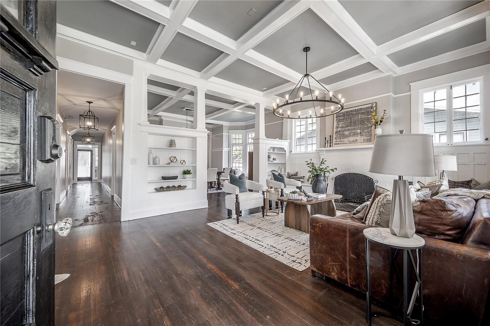 5608 N SEMINOLE AVE, TAMPA, FL, 33604