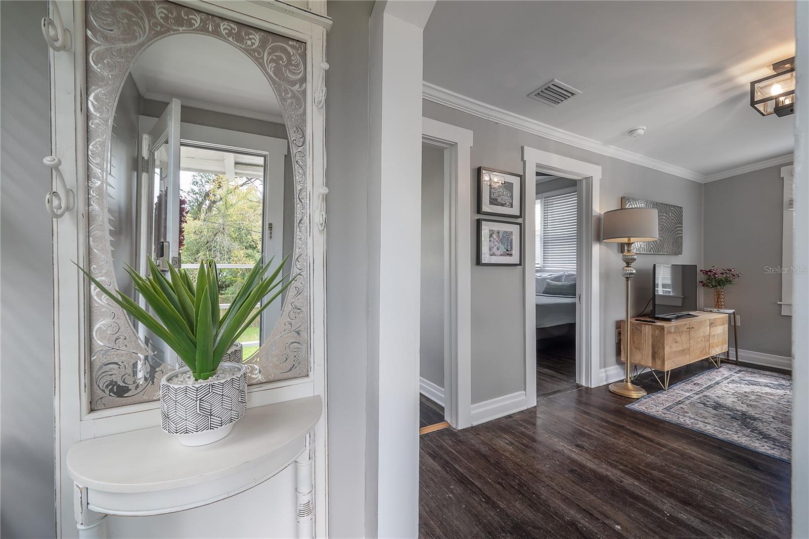 5608 N SEMINOLE AVE, TAMPA, FL, 33604