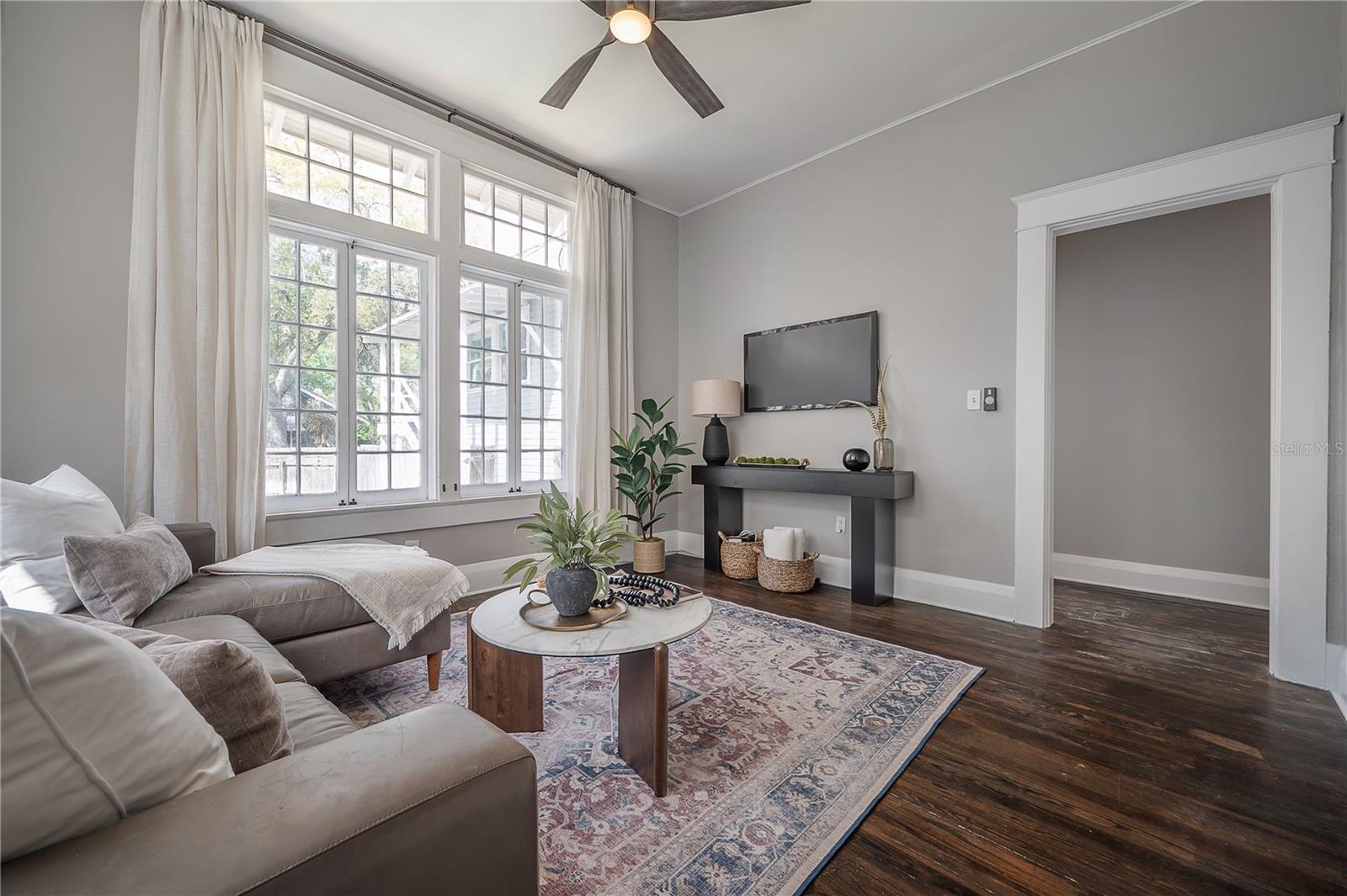 5608 N SEMINOLE AVE, TAMPA, FL, 33604