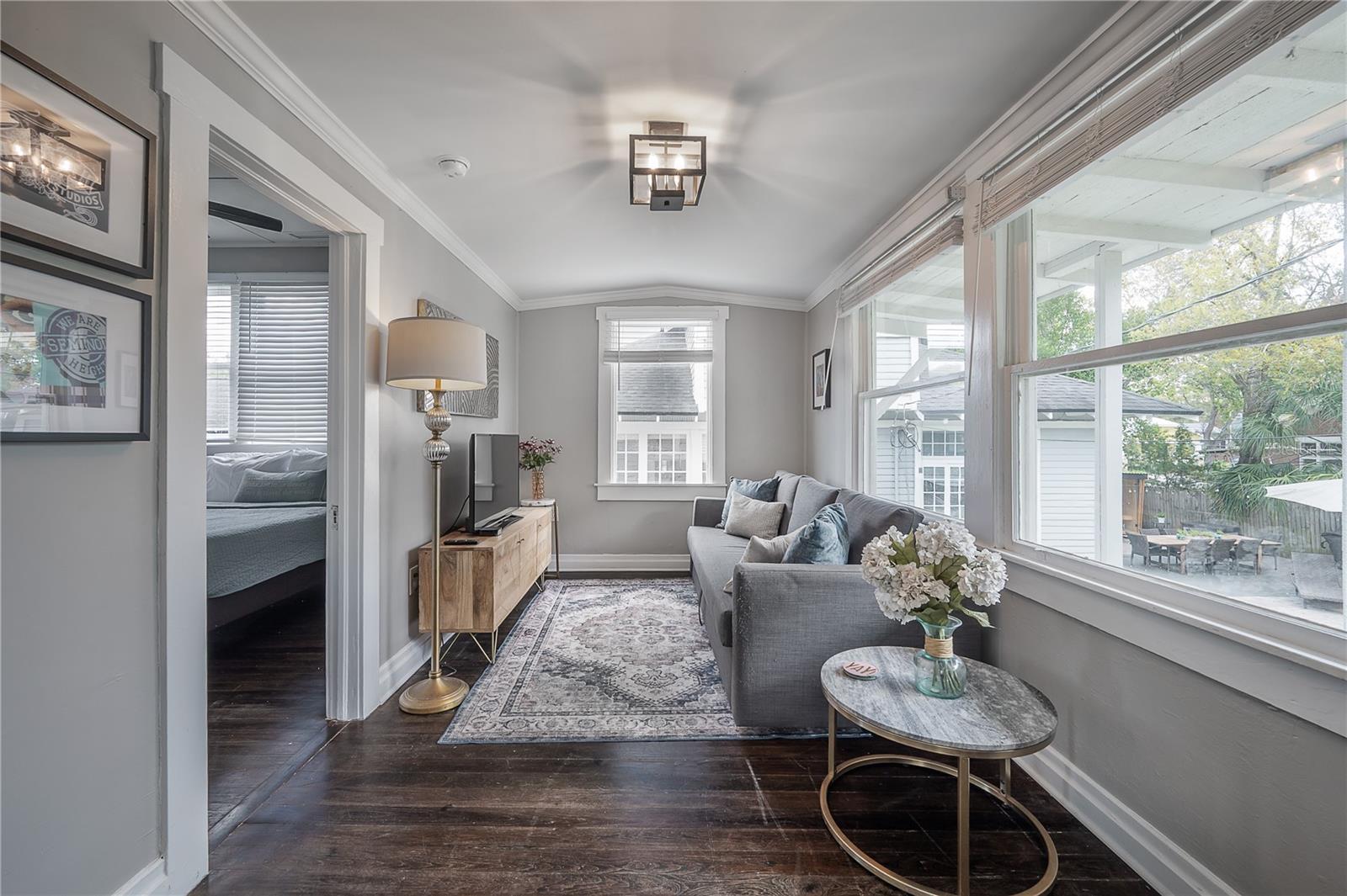 5608 N SEMINOLE AVE, TAMPA, FL, 33604