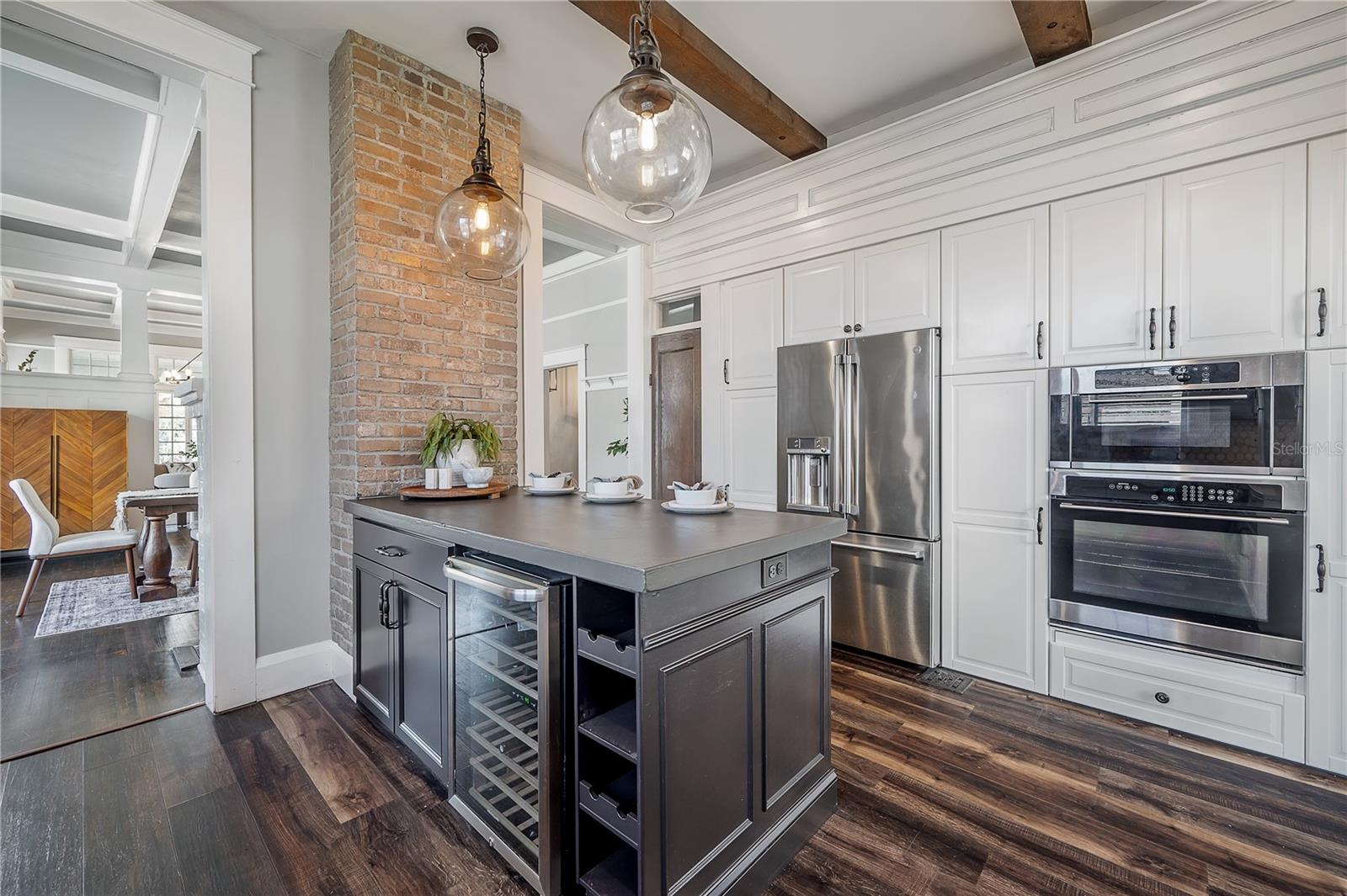 5608 N SEMINOLE AVE, TAMPA, FL, 33604