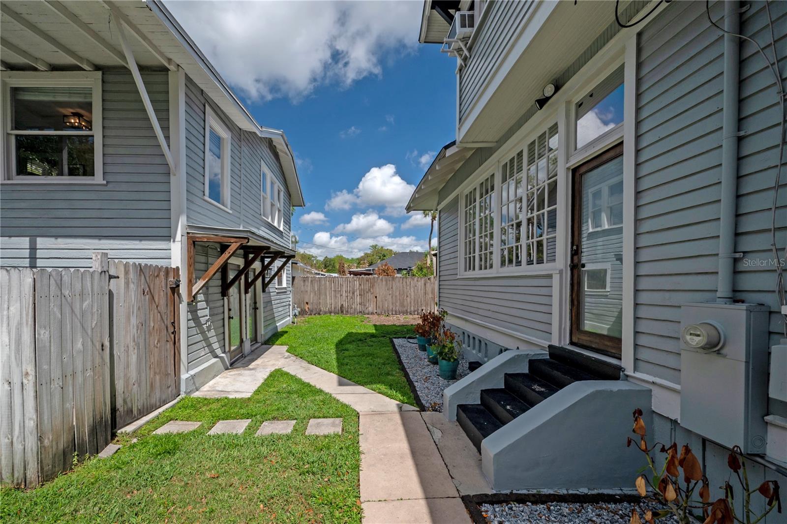 5608 N SEMINOLE AVE, TAMPA, FL, 33604