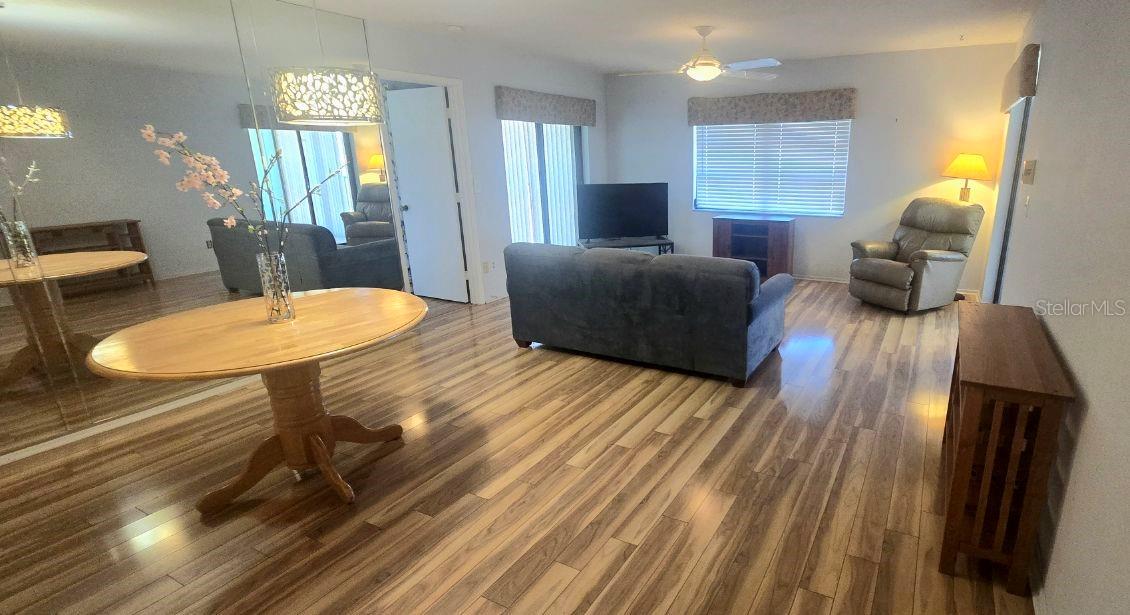 1001 TARTAN DR #302, PALM HARBOR, FL, 34684