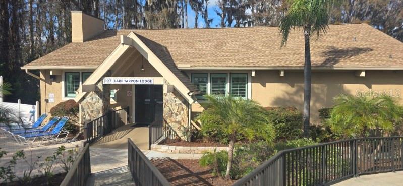 1001 TARTAN DR #302, PALM HARBOR, FL, 34684
