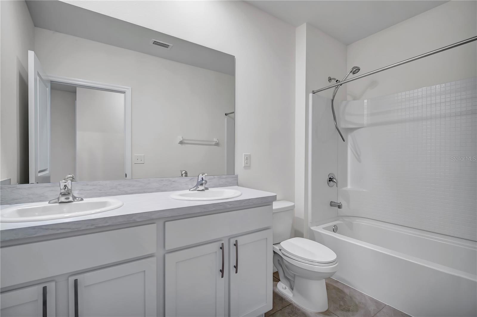 32606 CANYONLANDS DR, WESLEY CHAPEL, FL, 33543