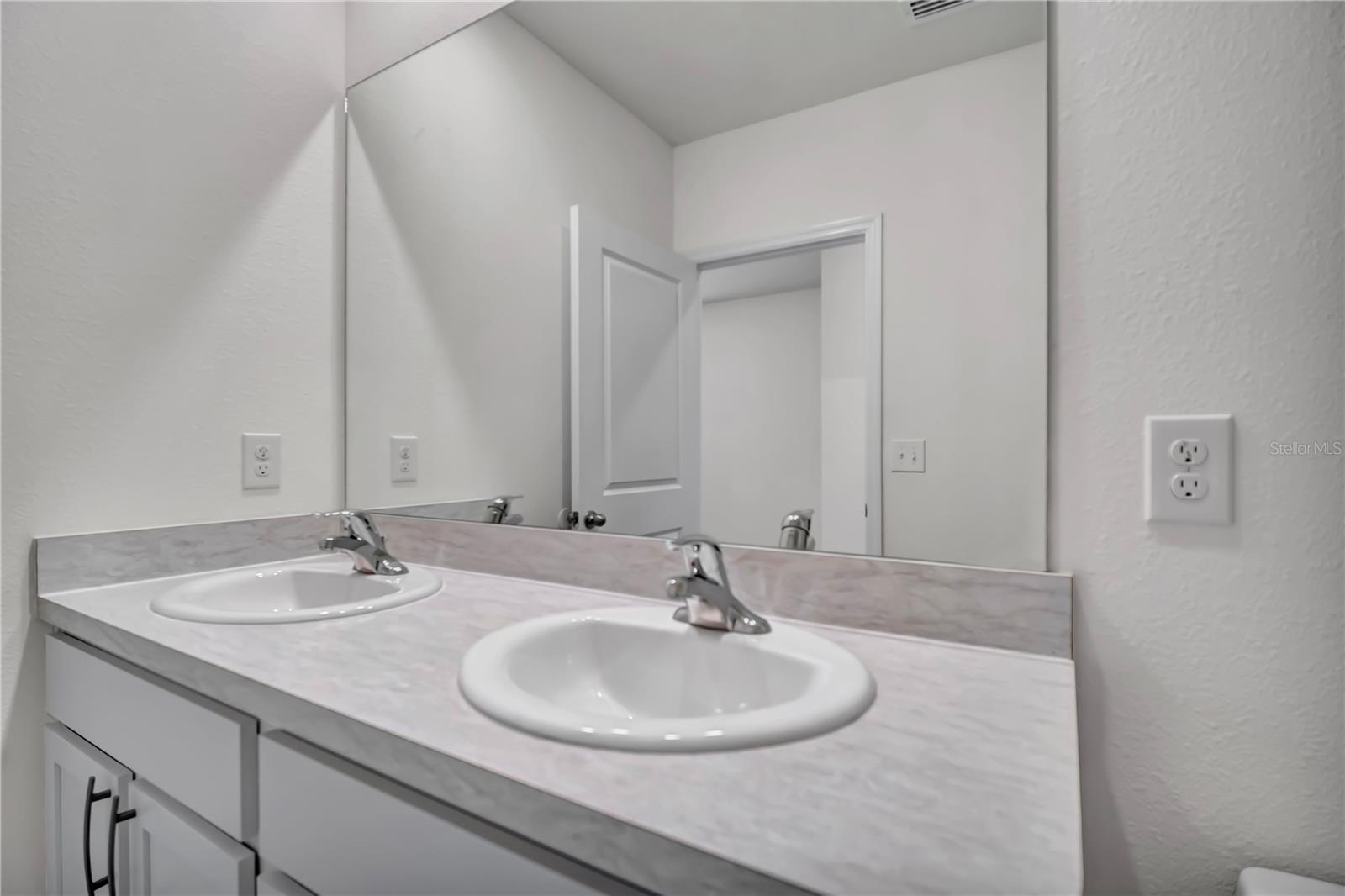 32606 CANYONLANDS DR, WESLEY CHAPEL, FL, 33543