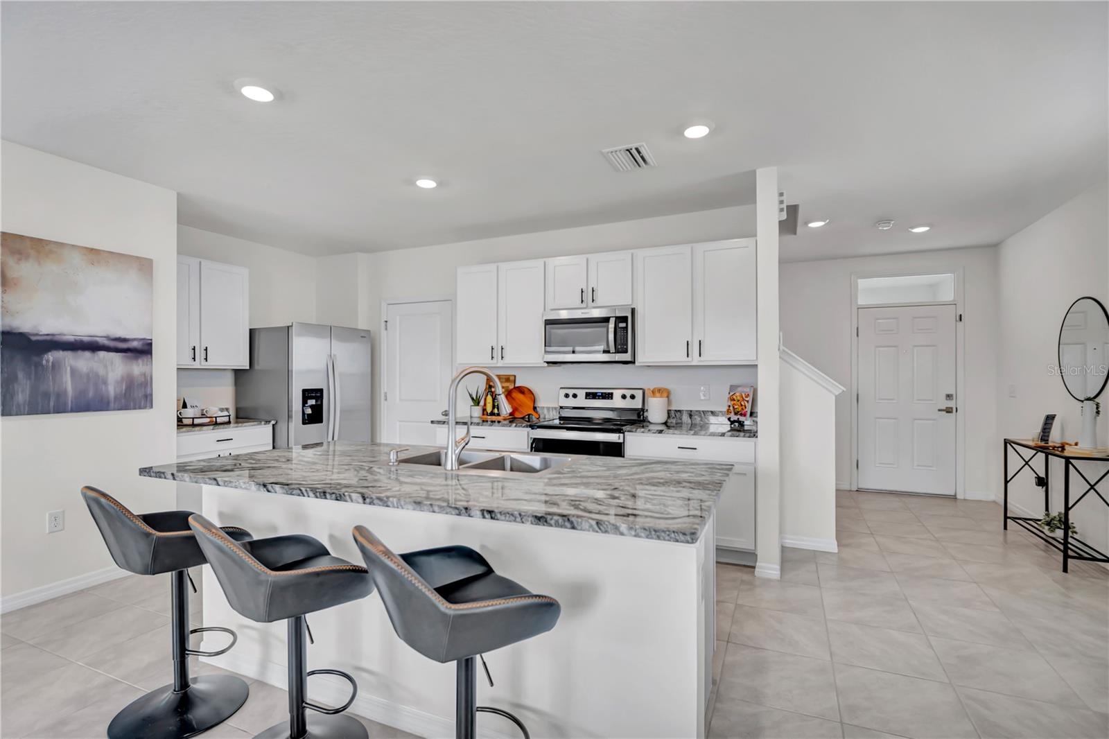 32606 CANYONLANDS DR, WESLEY CHAPEL, FL, 33543