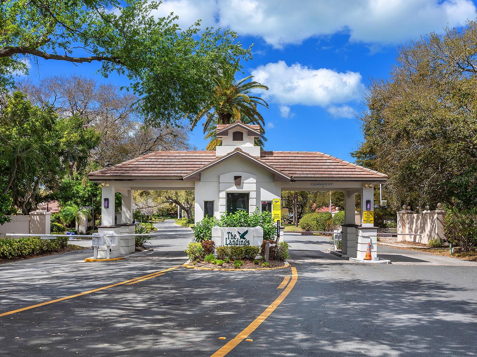 5420 EAGLES POINT CIR #106, SARASOTA, FL, 34231