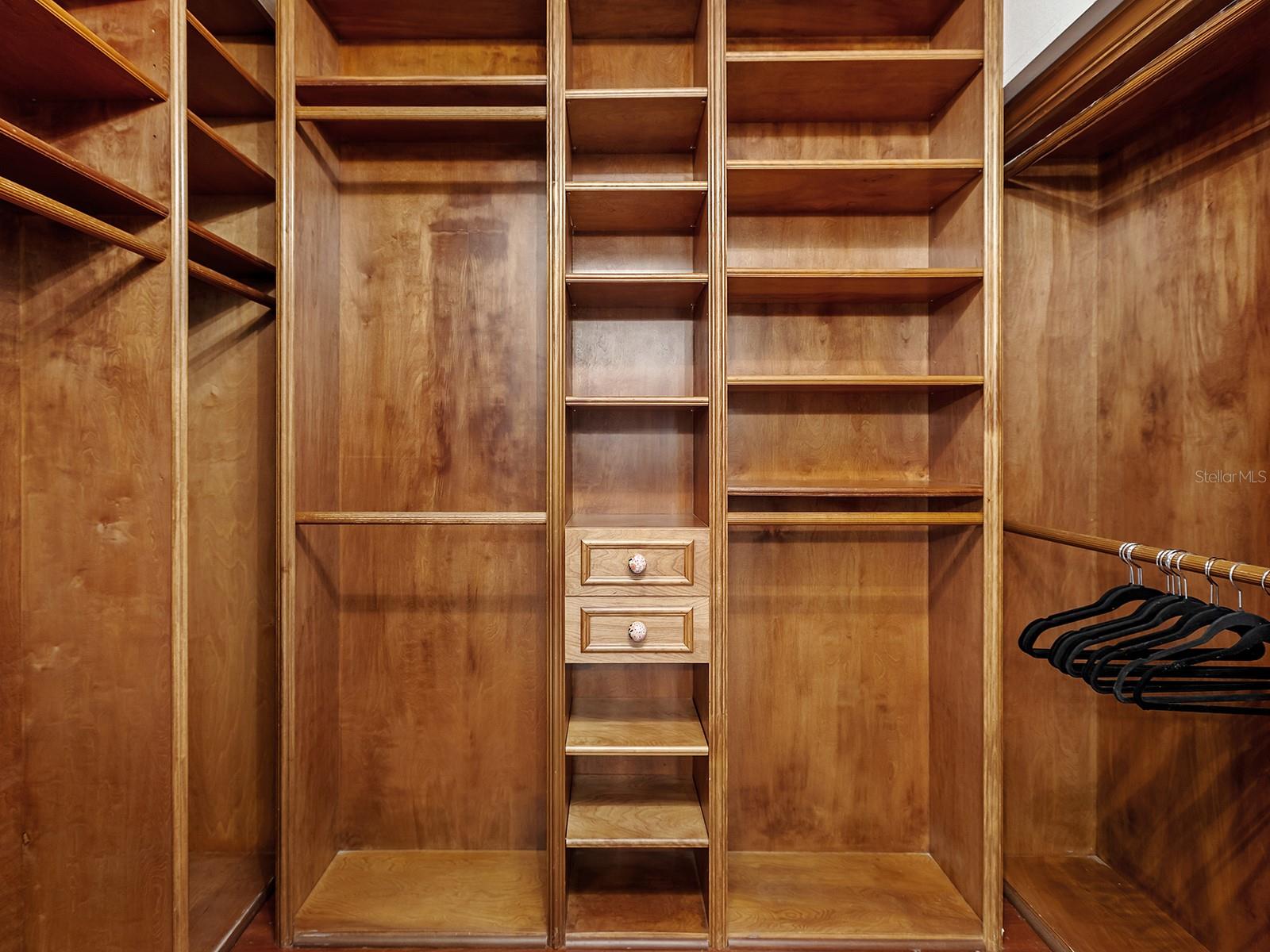 5420 EAGLES POINT CIR #106, SARASOTA, FL, 34231