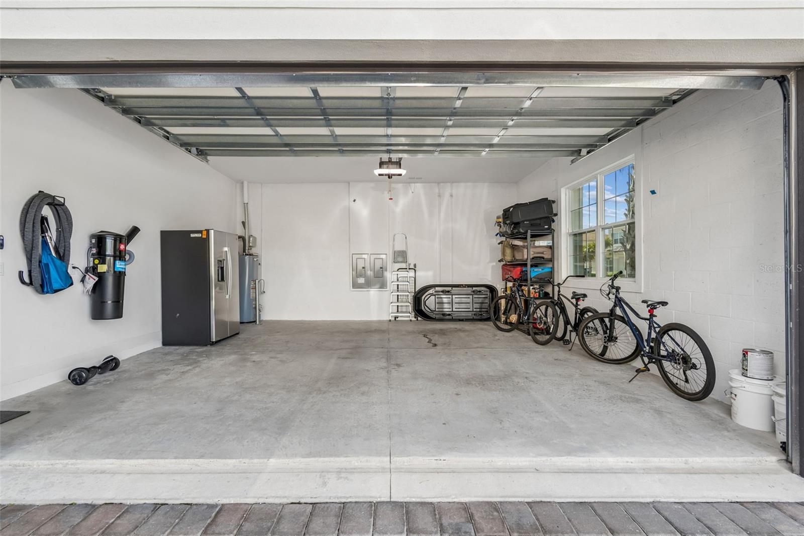 3416 ACACIA BAY AVE, WESLEY CHAPEL, FL, 33543