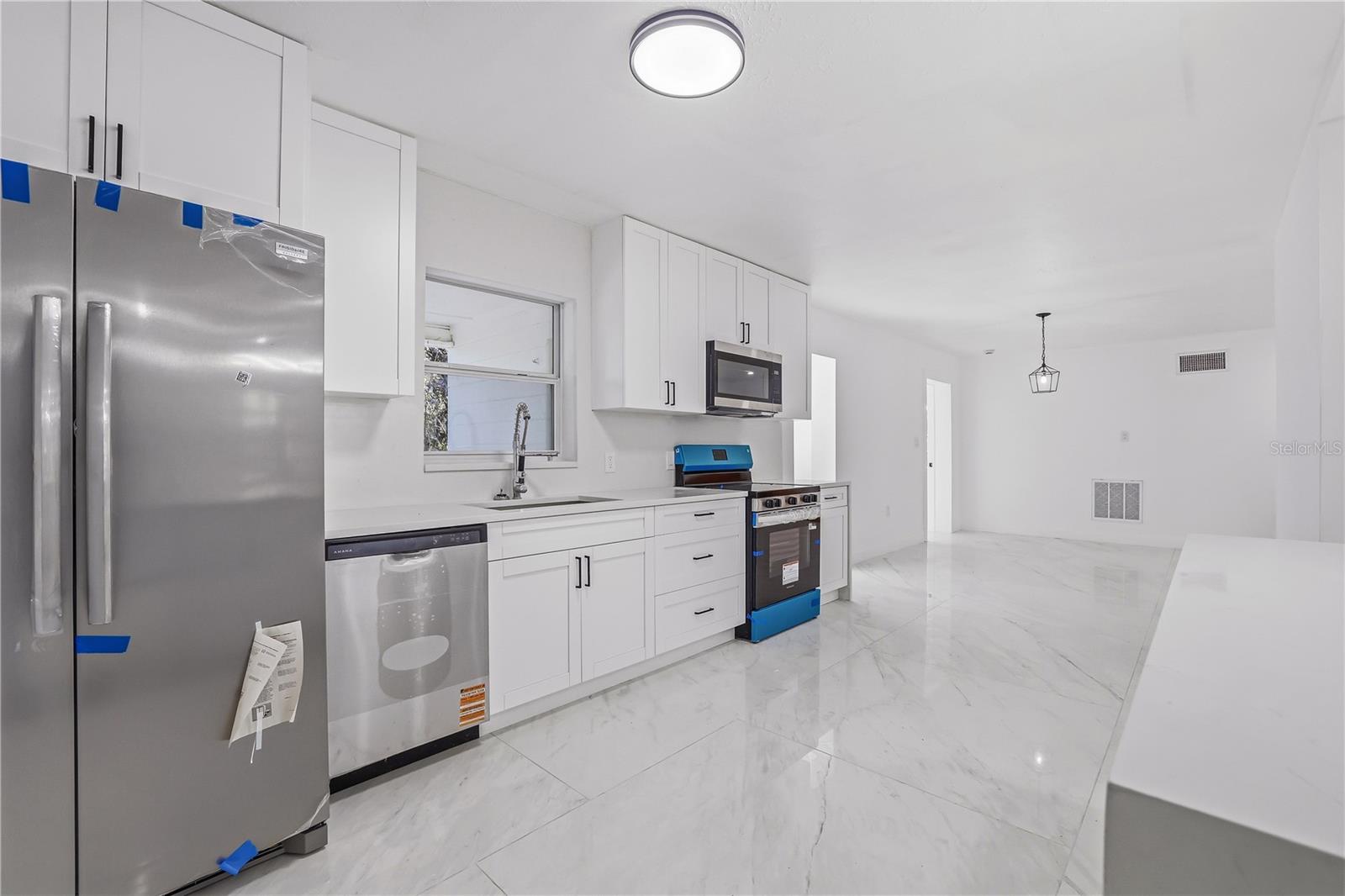 TB8482652 Property Photo