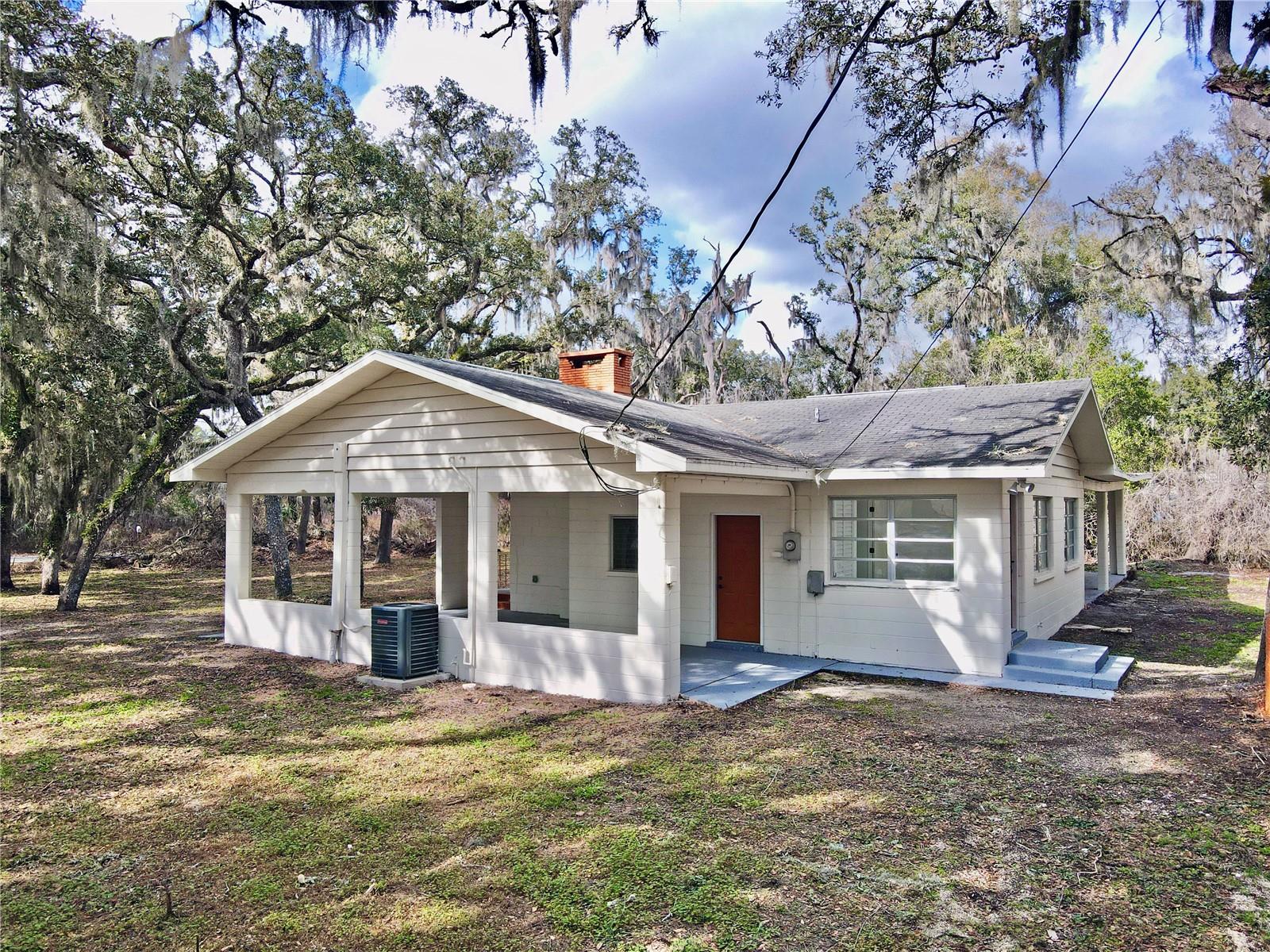 TB8482652 Property Photo