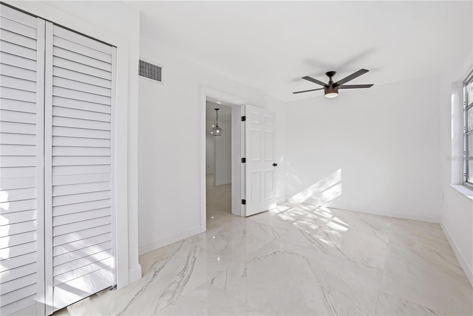 TB8482652 Property Photo