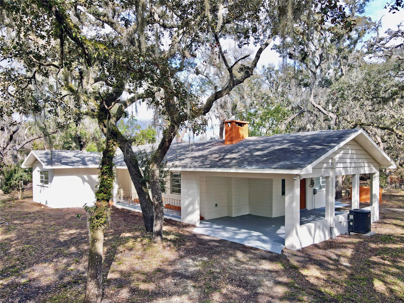 TB8482652 Property Photo